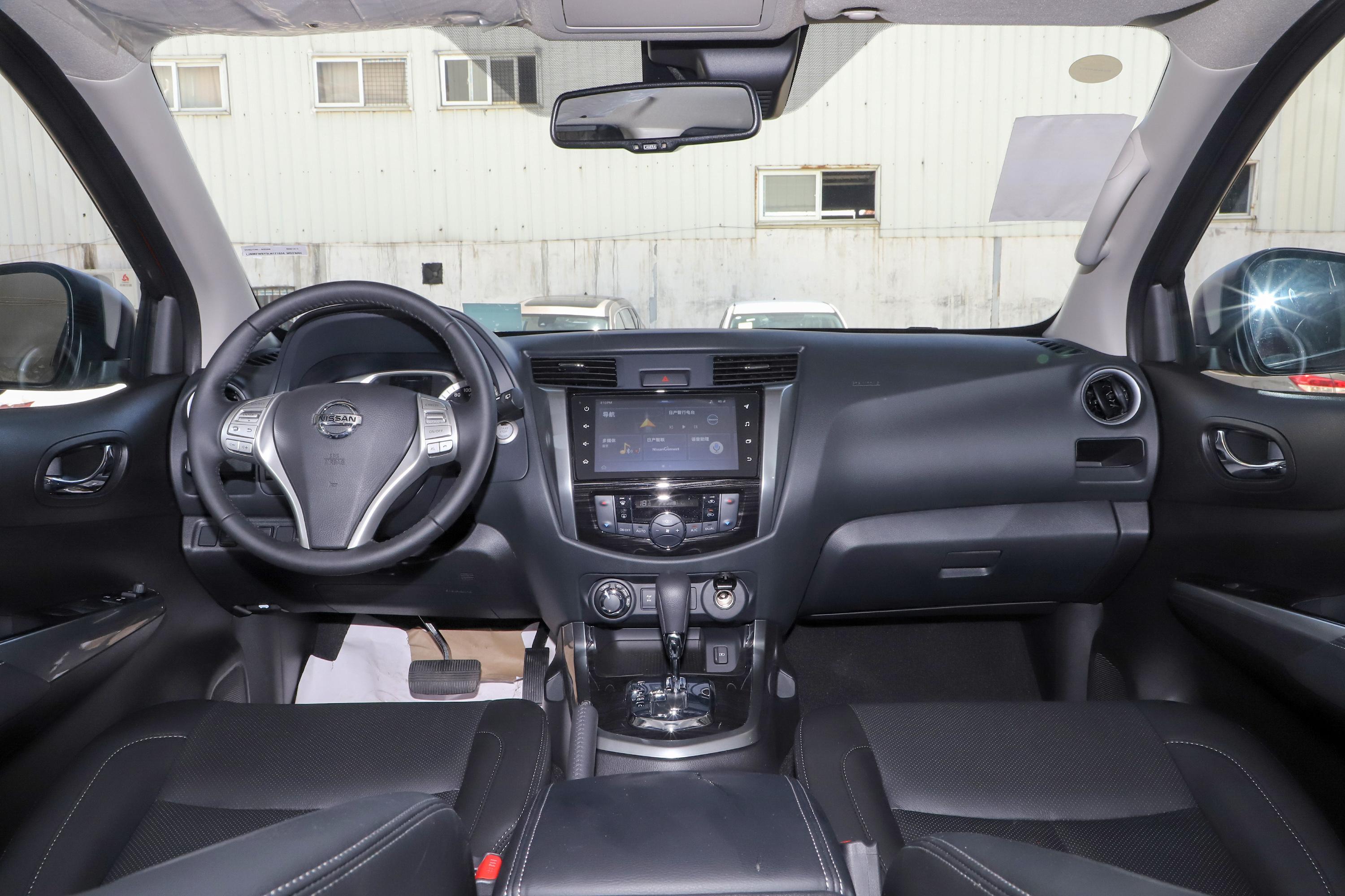 2020款 途达 2.5l 手自一体 四驱 旗舰版内饰