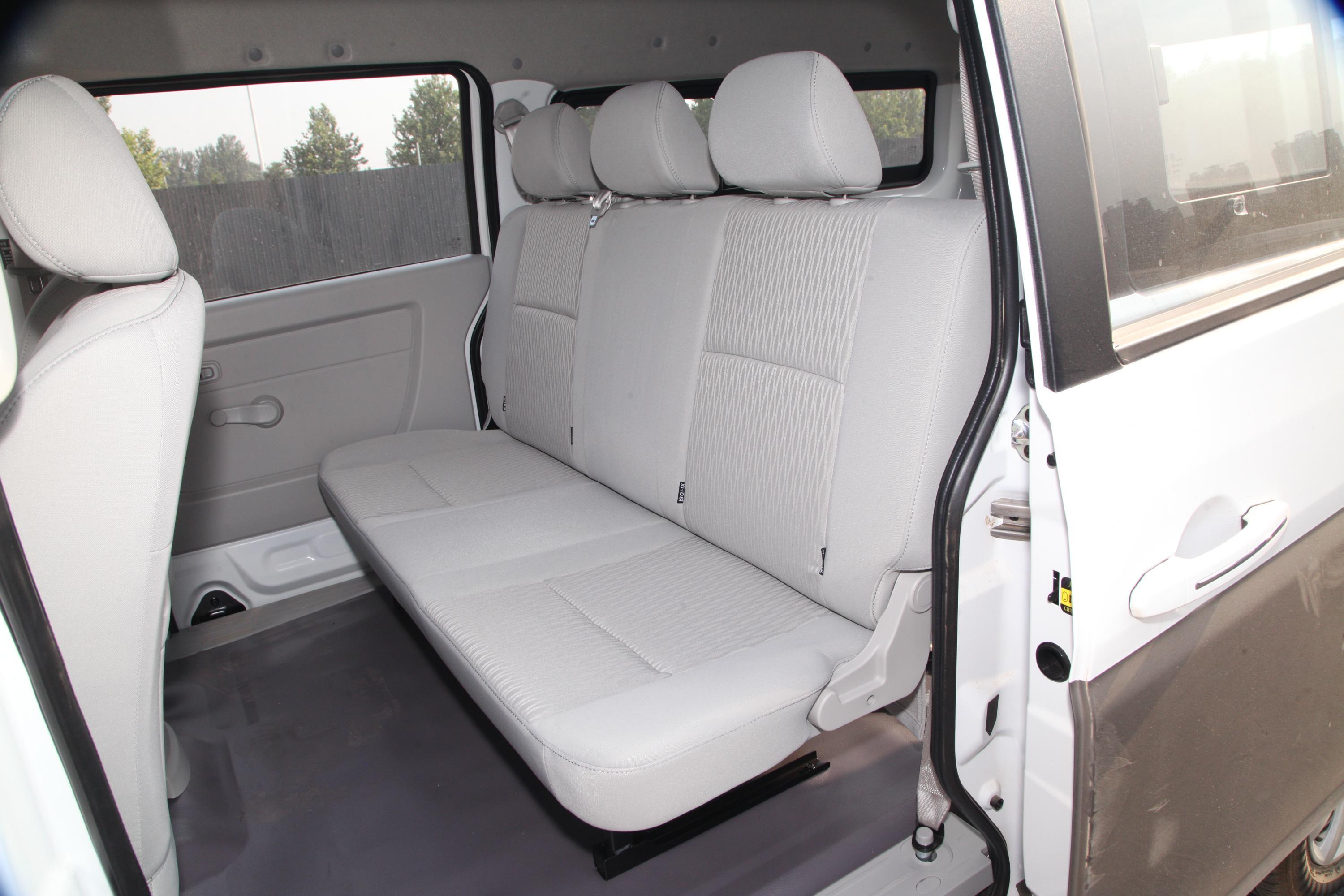 2021款新海狮s客车15l手动财富中央空调版567座国vi