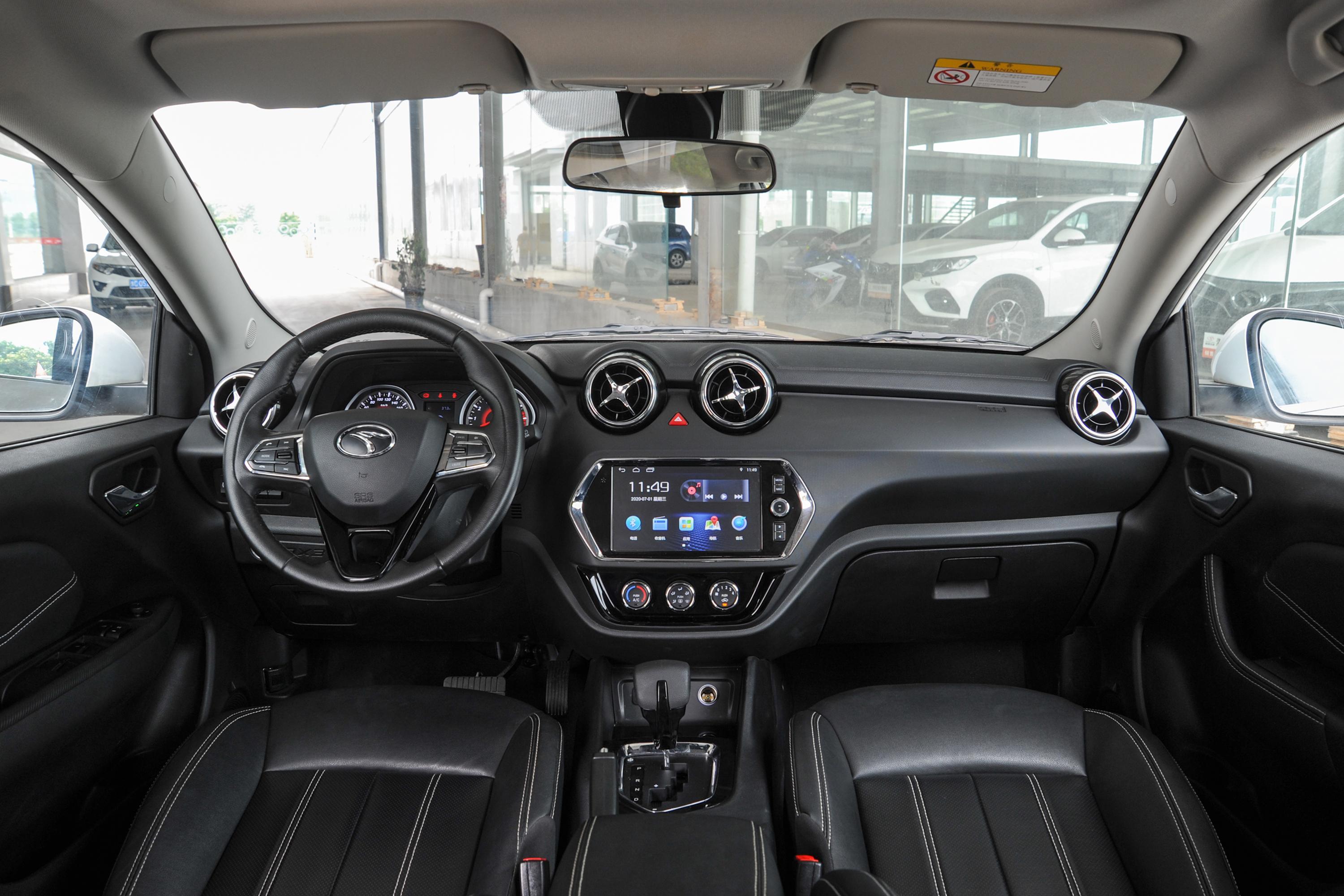 2019款东南dx315tcvt尊贵版国vi