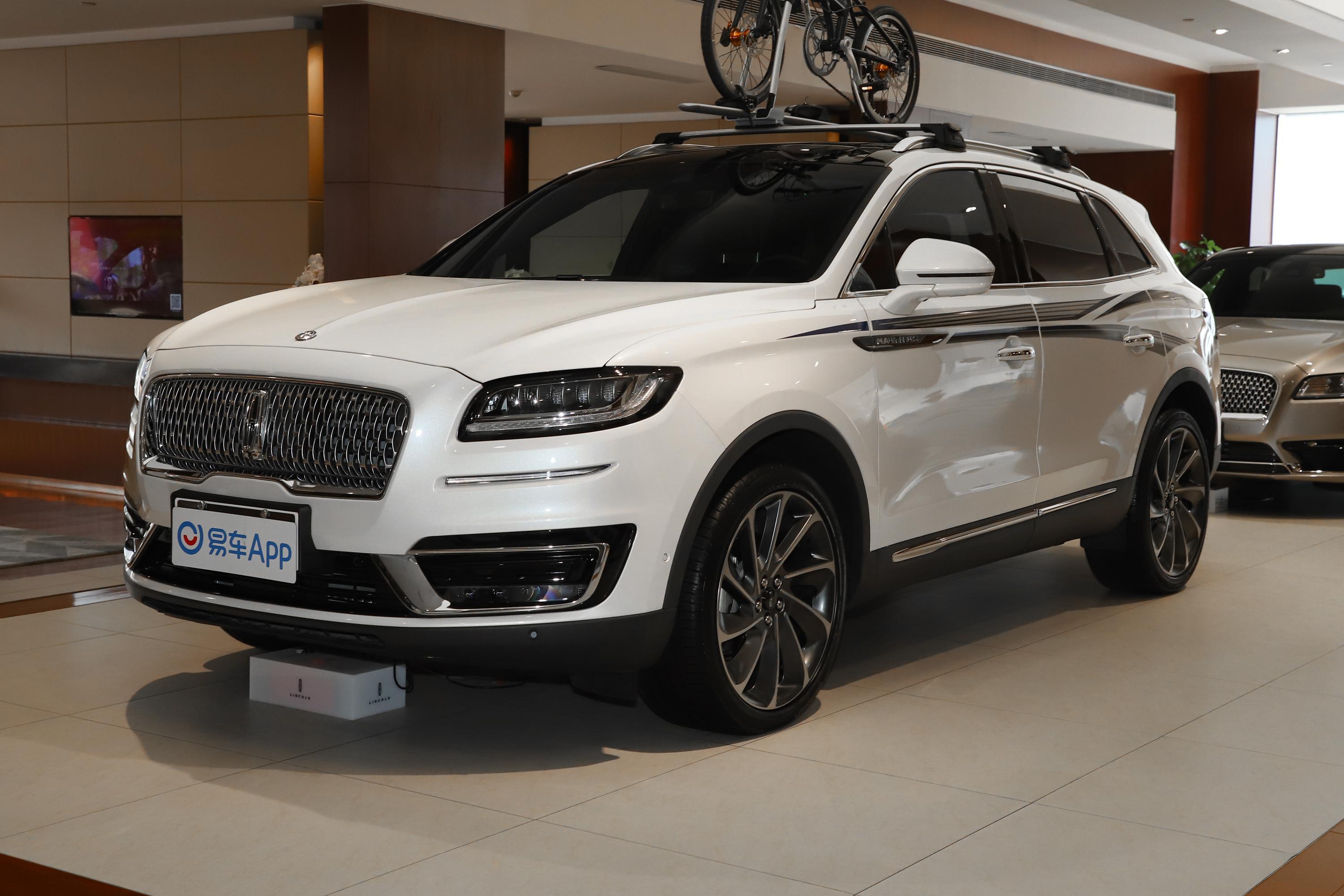 2020款 航海家(进口) 2.7t 四驱 尊耀限量版 国vi外观