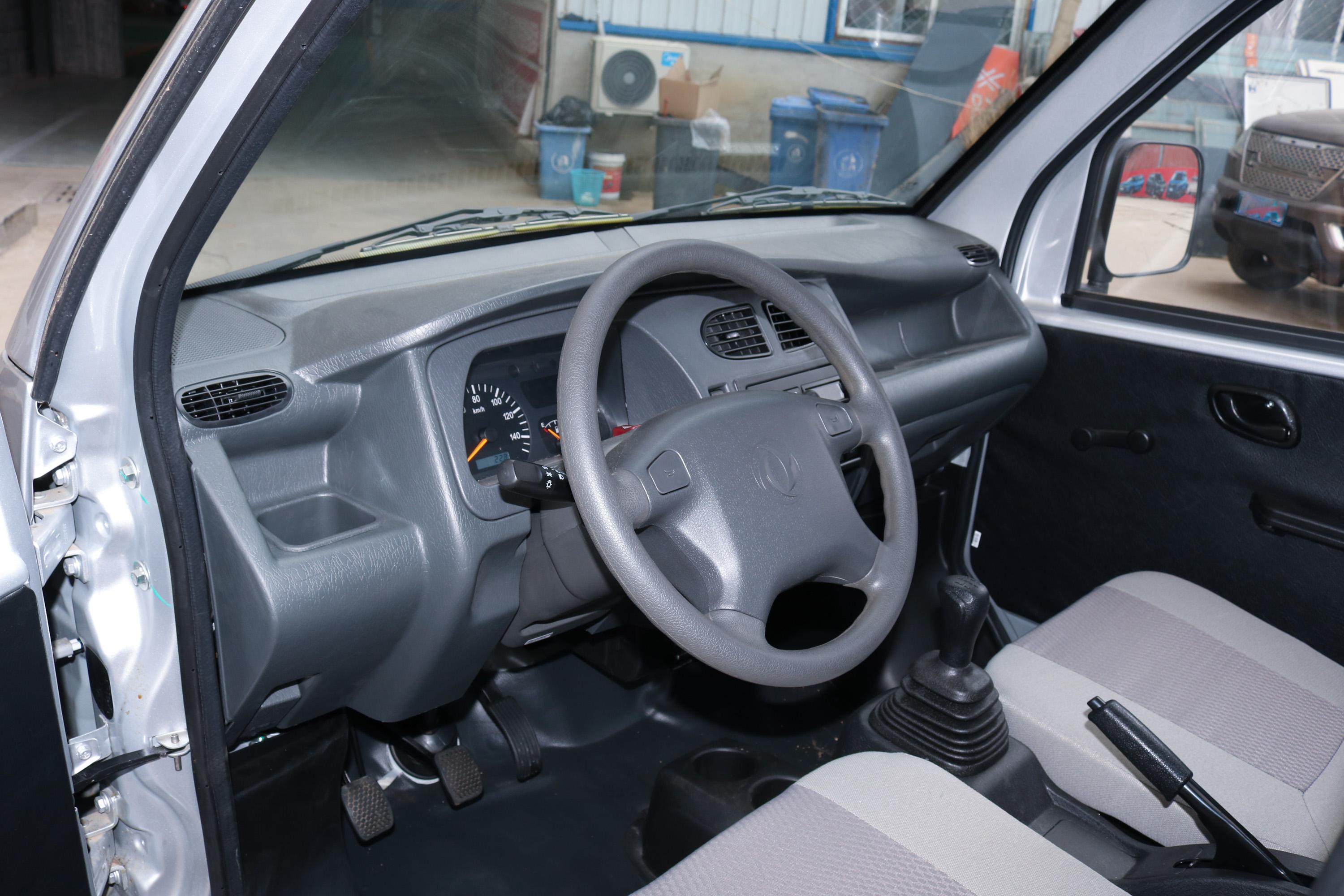 2019款 东风小康k01 1.2l 手动 基本型 国vi内饰