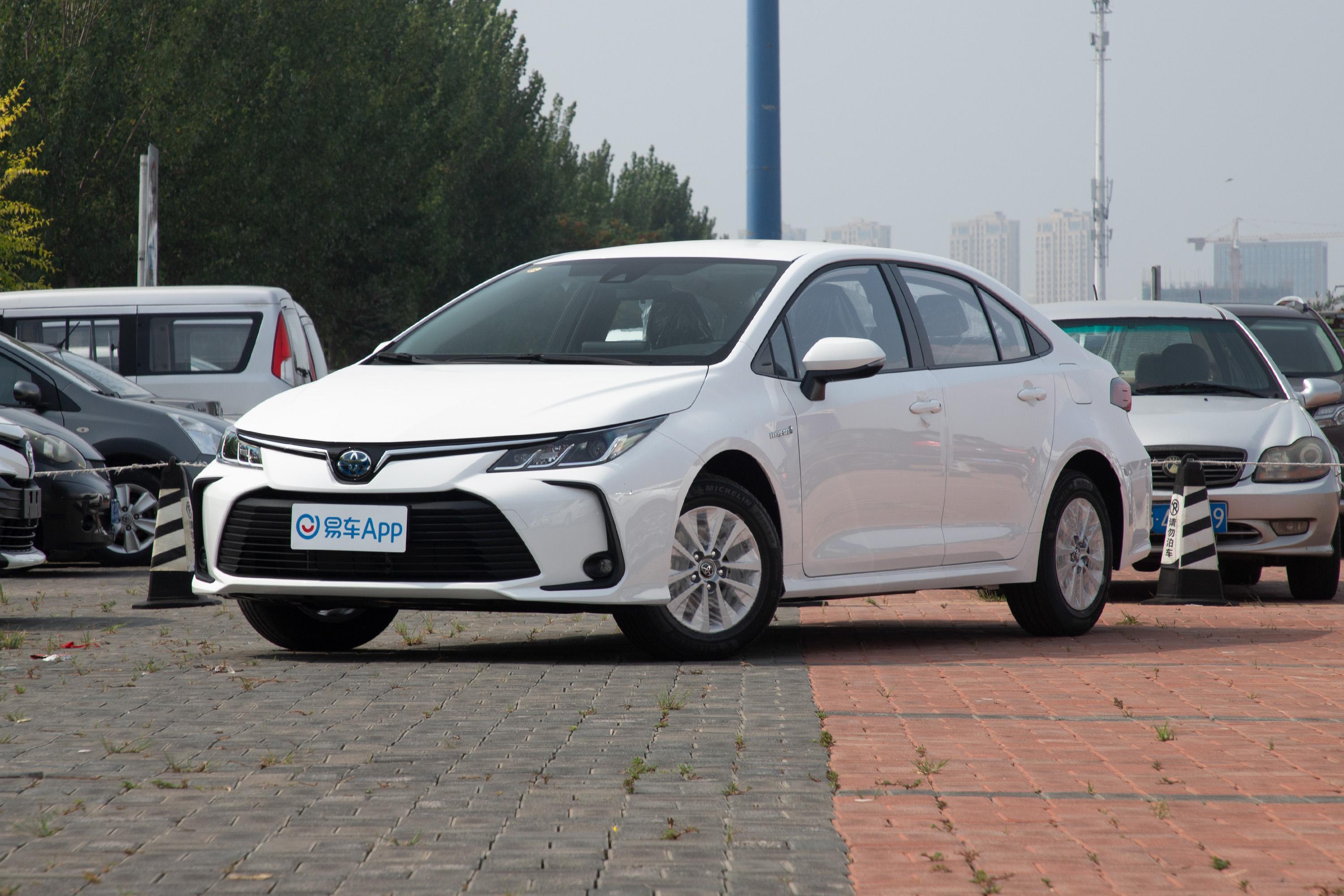 2021款卡罗拉双擎18lecvt先锋版