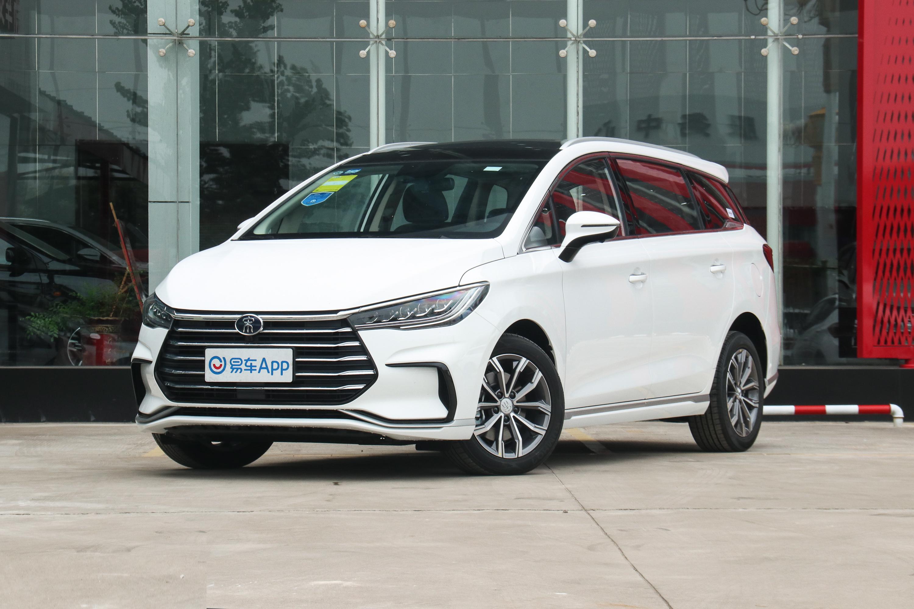 2021款宋max升级版15ti双离合尊贵型7座国vi