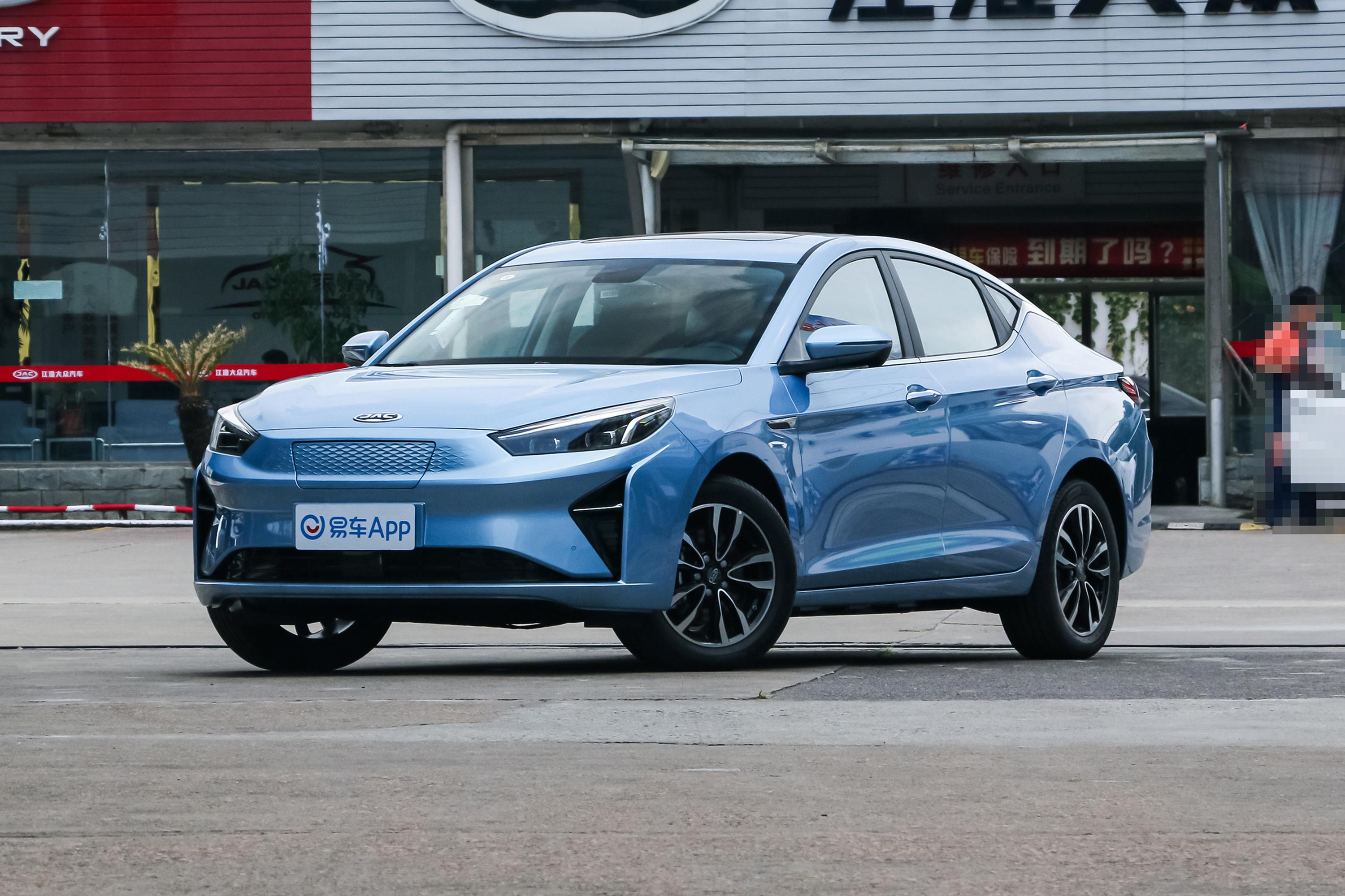 2020款江淮ic5豪华出行版