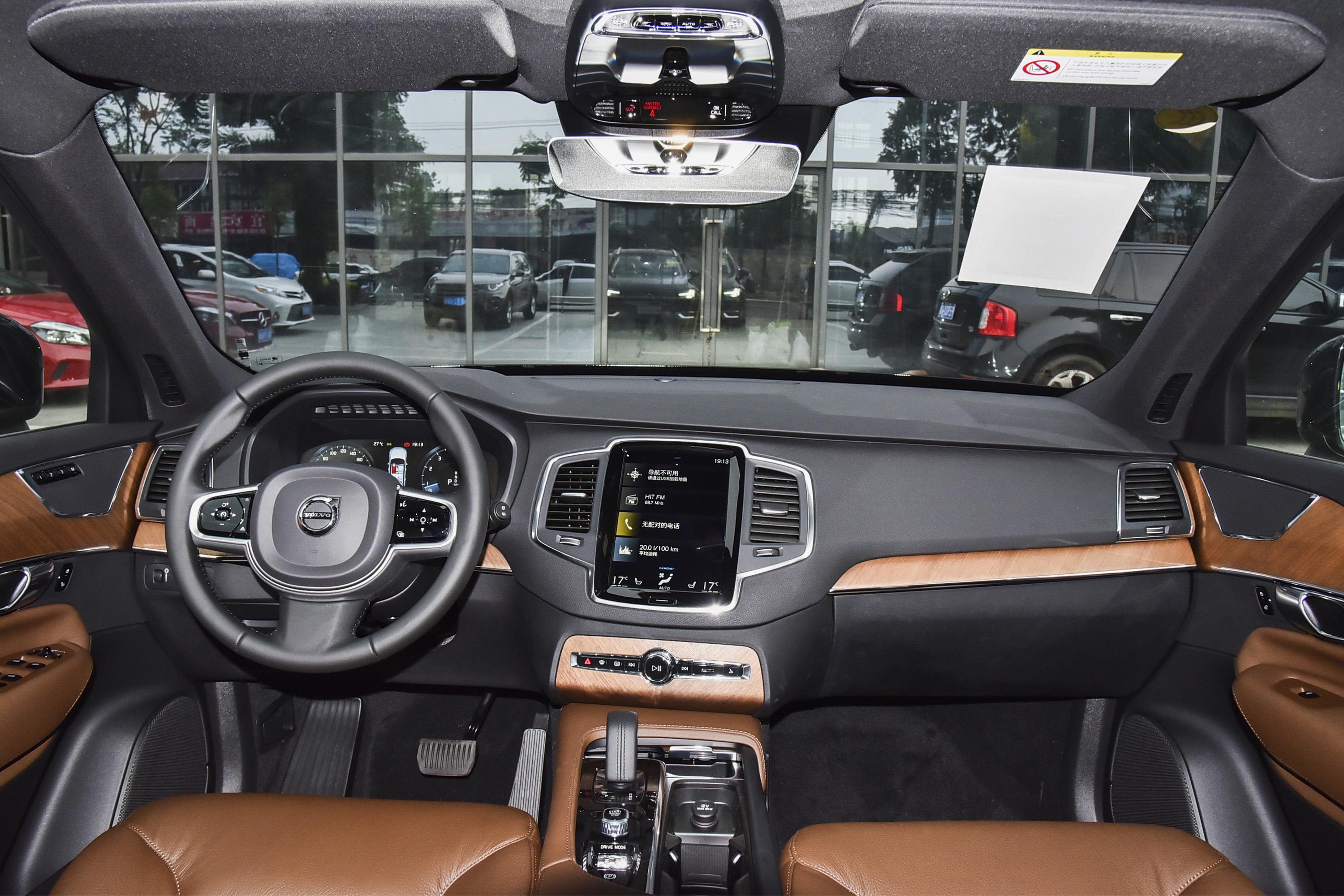 2021款 沃尔沃xc90 b5 智行豪华版 7座内饰