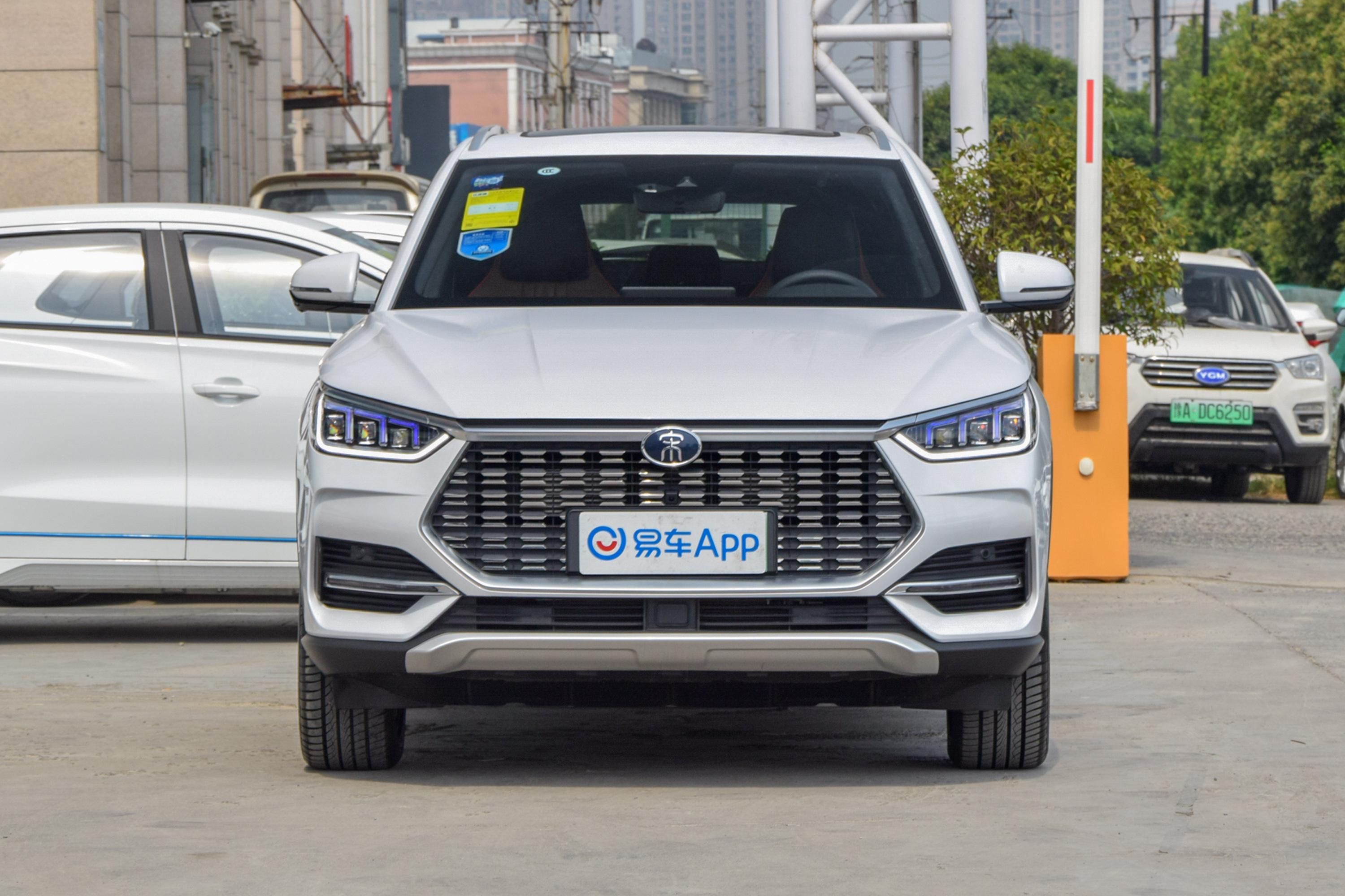 5t 双离合 豪华型汽车报价_图片_参数配置】-易车_比亚迪海洋岳阳启晨