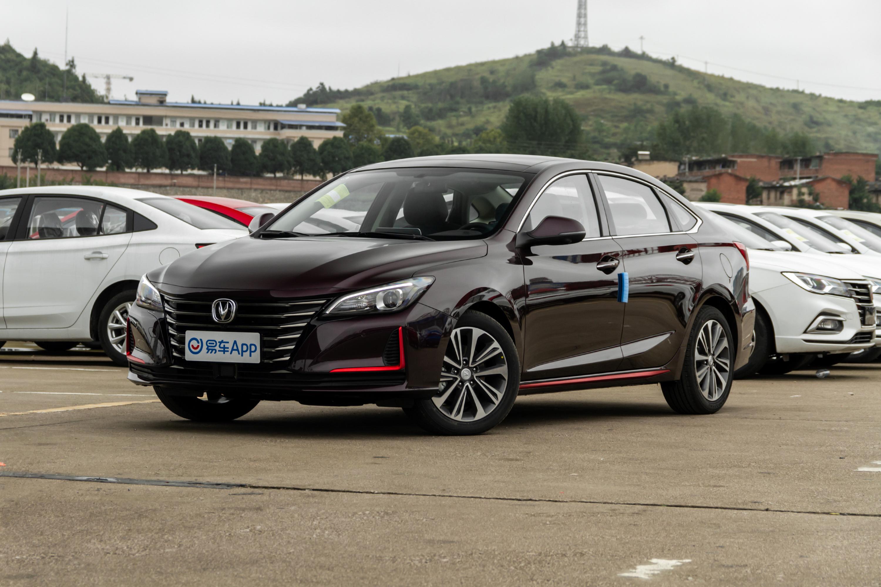 2021款 锐程cc 1.5t 双离合 尊贵蓝鲸型外观