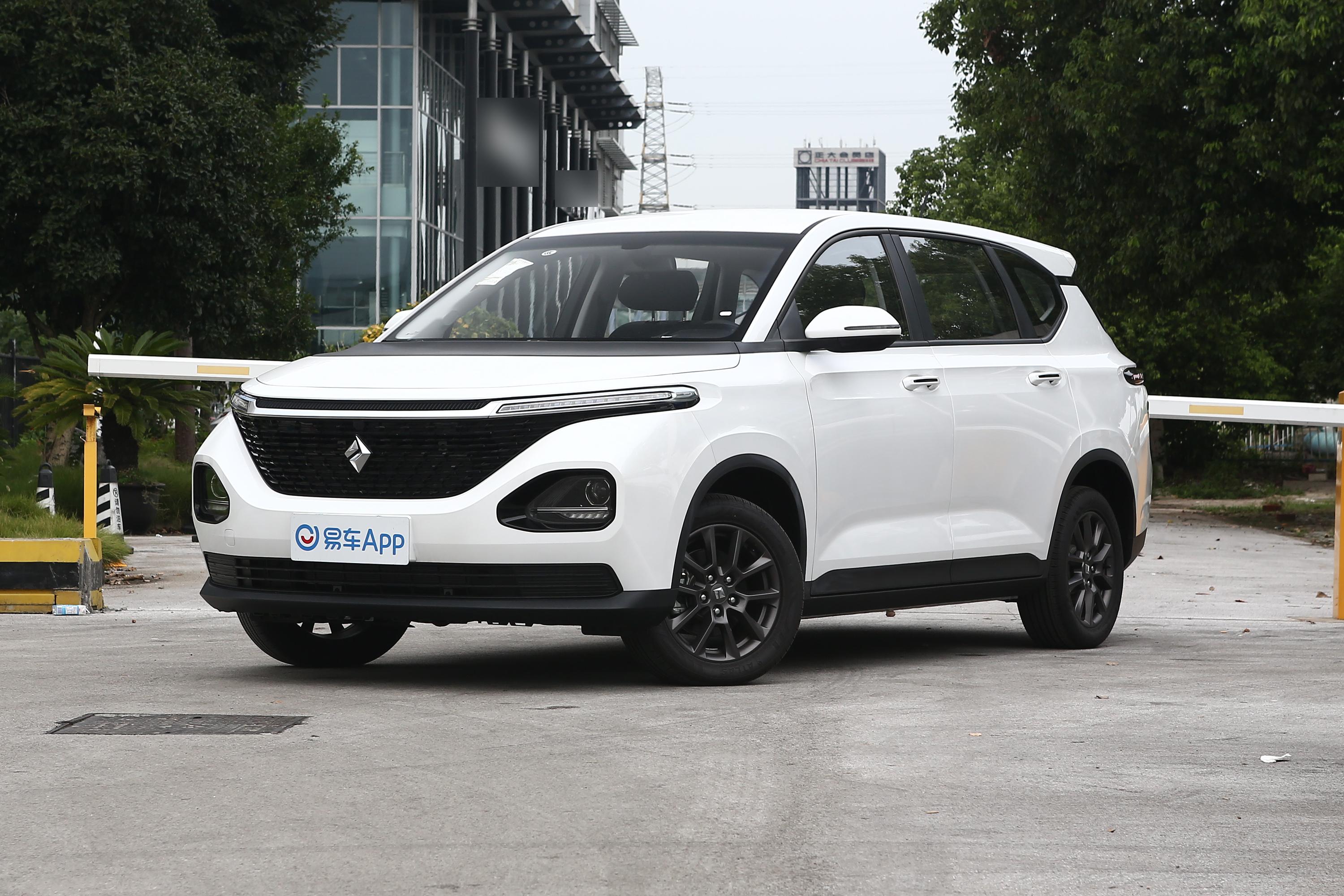 车型报价 新宝骏rm-5 > 2019款 新宝骏rm-5 1.