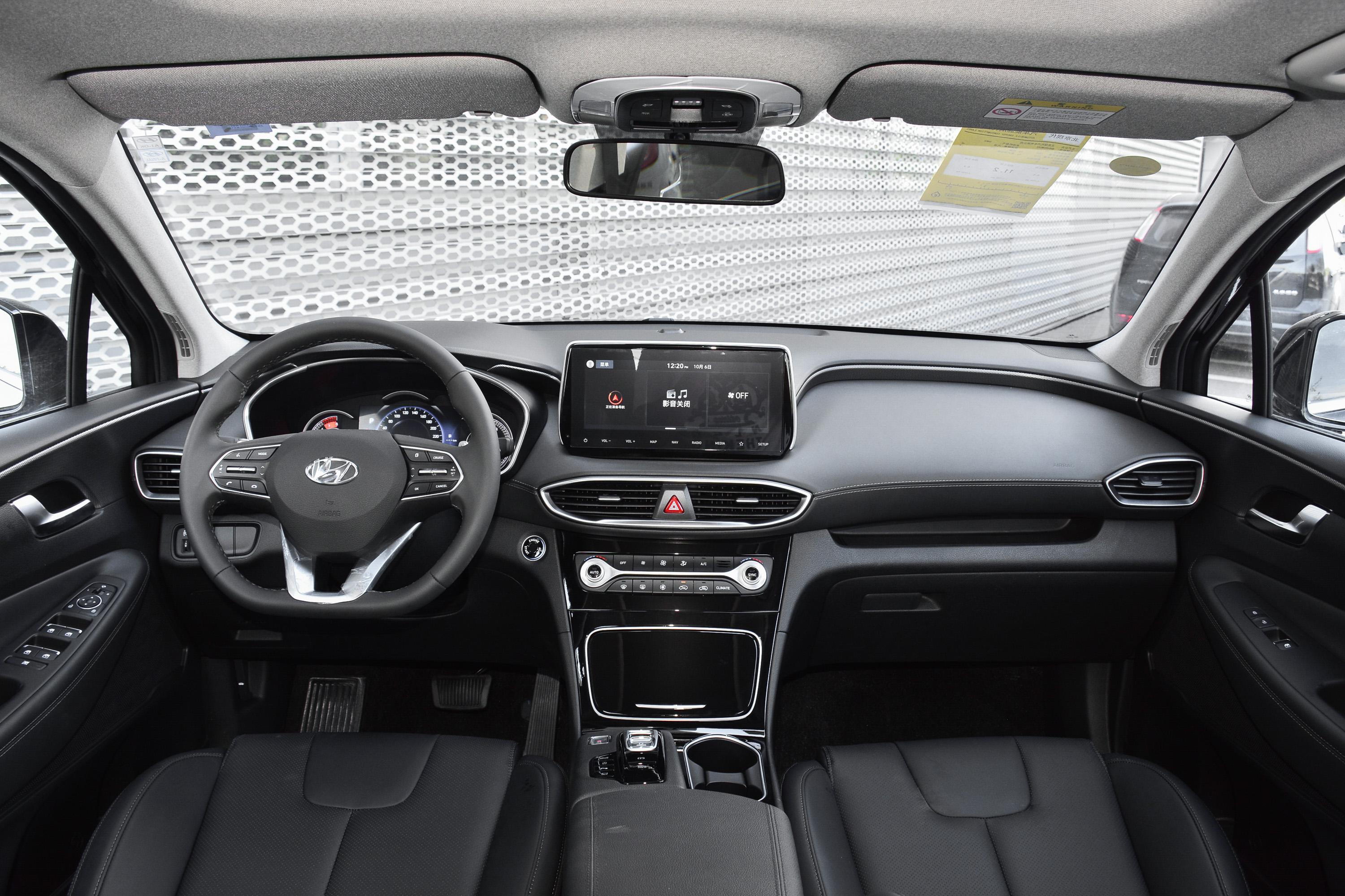 2020款 胜达 380t 两驱豪华版内饰