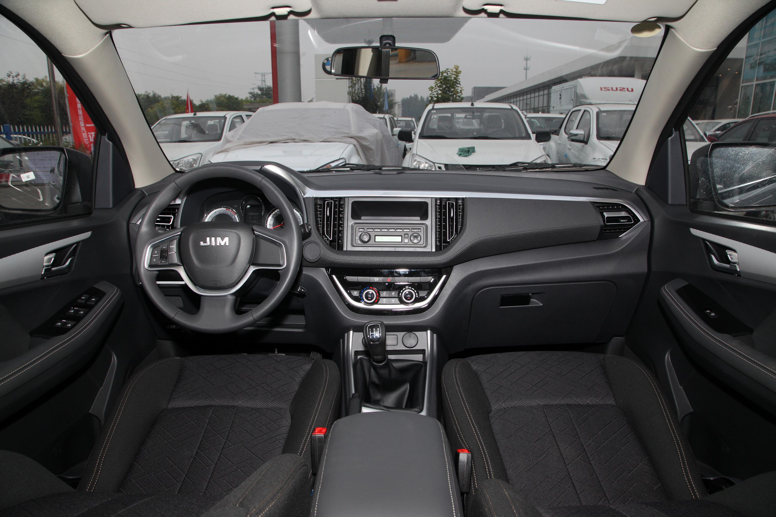 2020款 经典瑞迈 2.8t 手动 两驱 标轴舒适版 柴油内饰