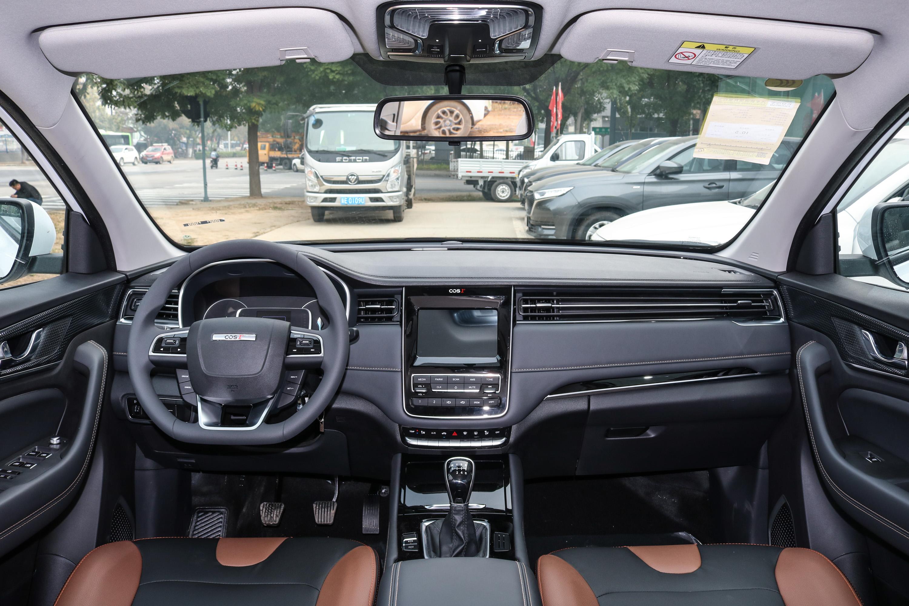 2021款 长安欧尚科赛pro 1.5t 手动 精英型内饰