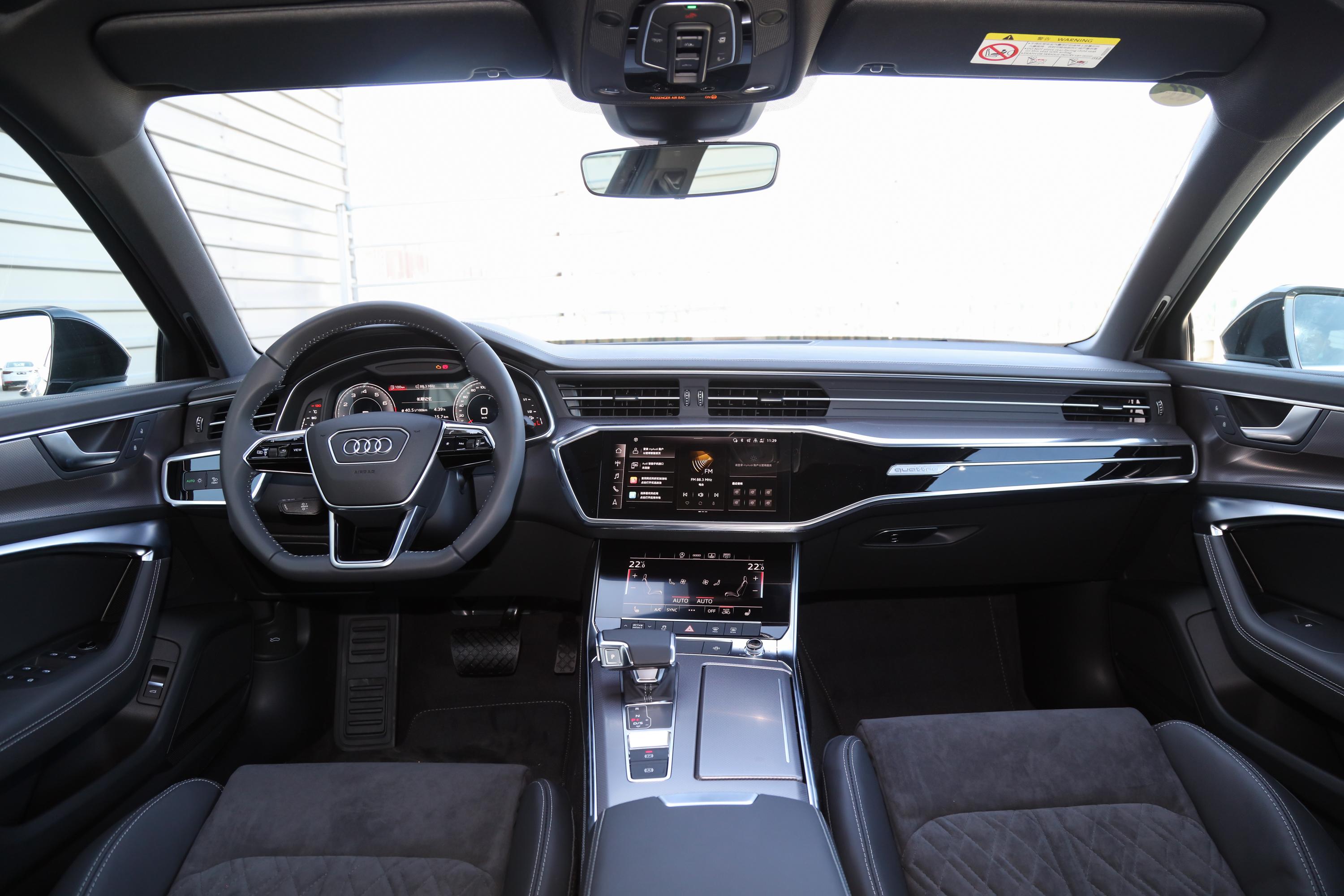 2021款 奥迪a6l 55 tfsi quattro 尊享动感型内饰