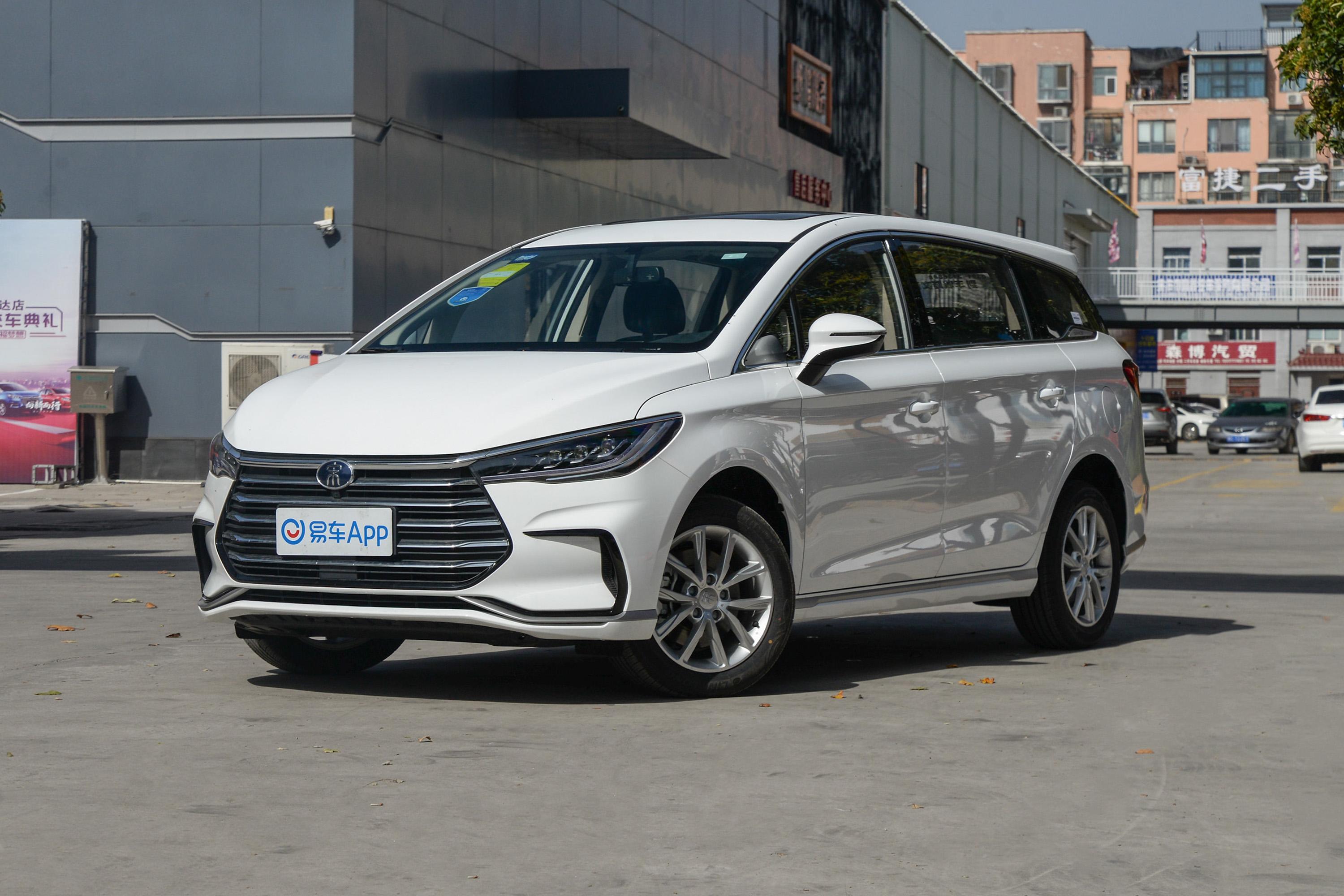 2021款宋max升级版15ti手动豪华型7座国vi