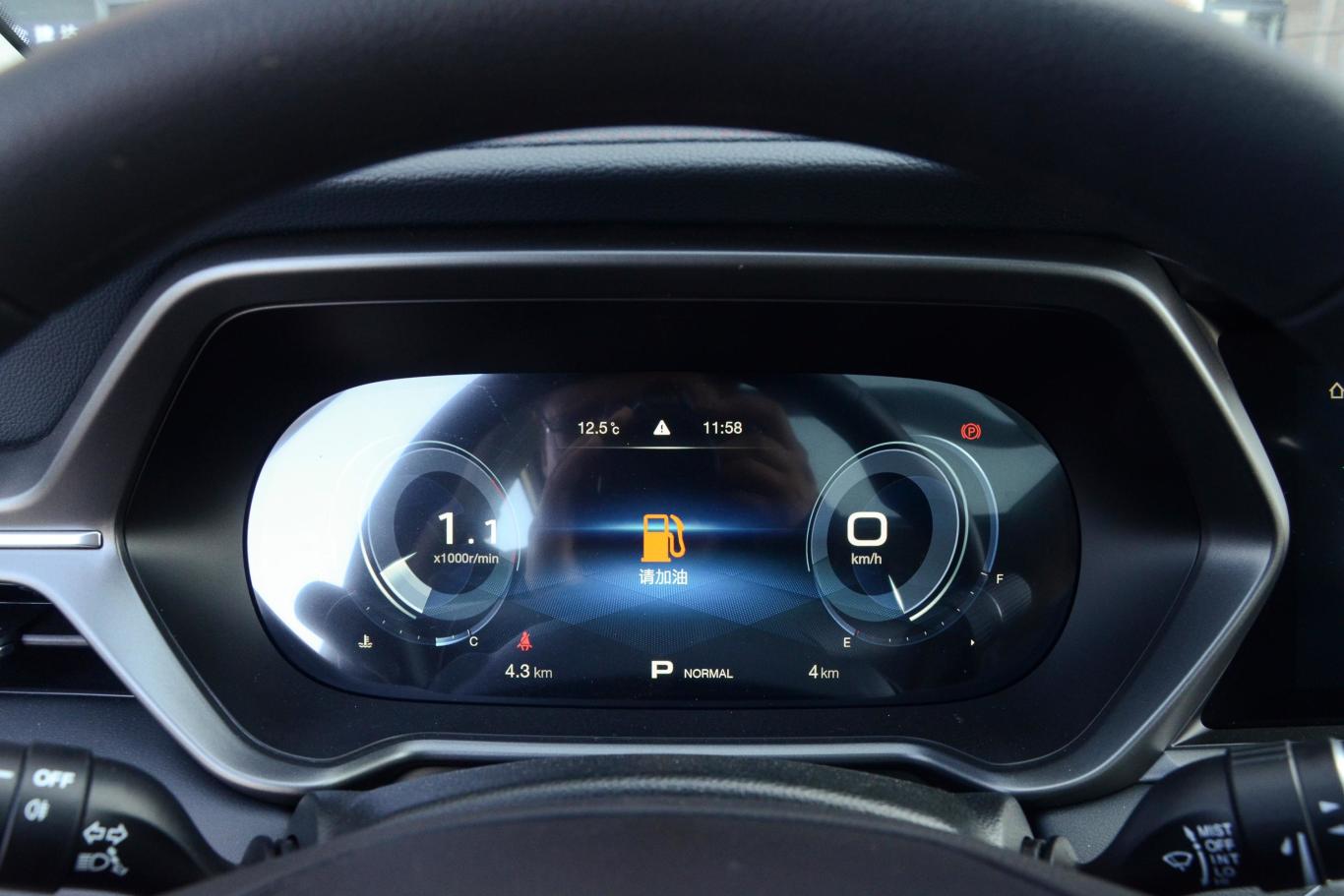 传祺gs4270t 手自一体 豪华智联版仪表盘