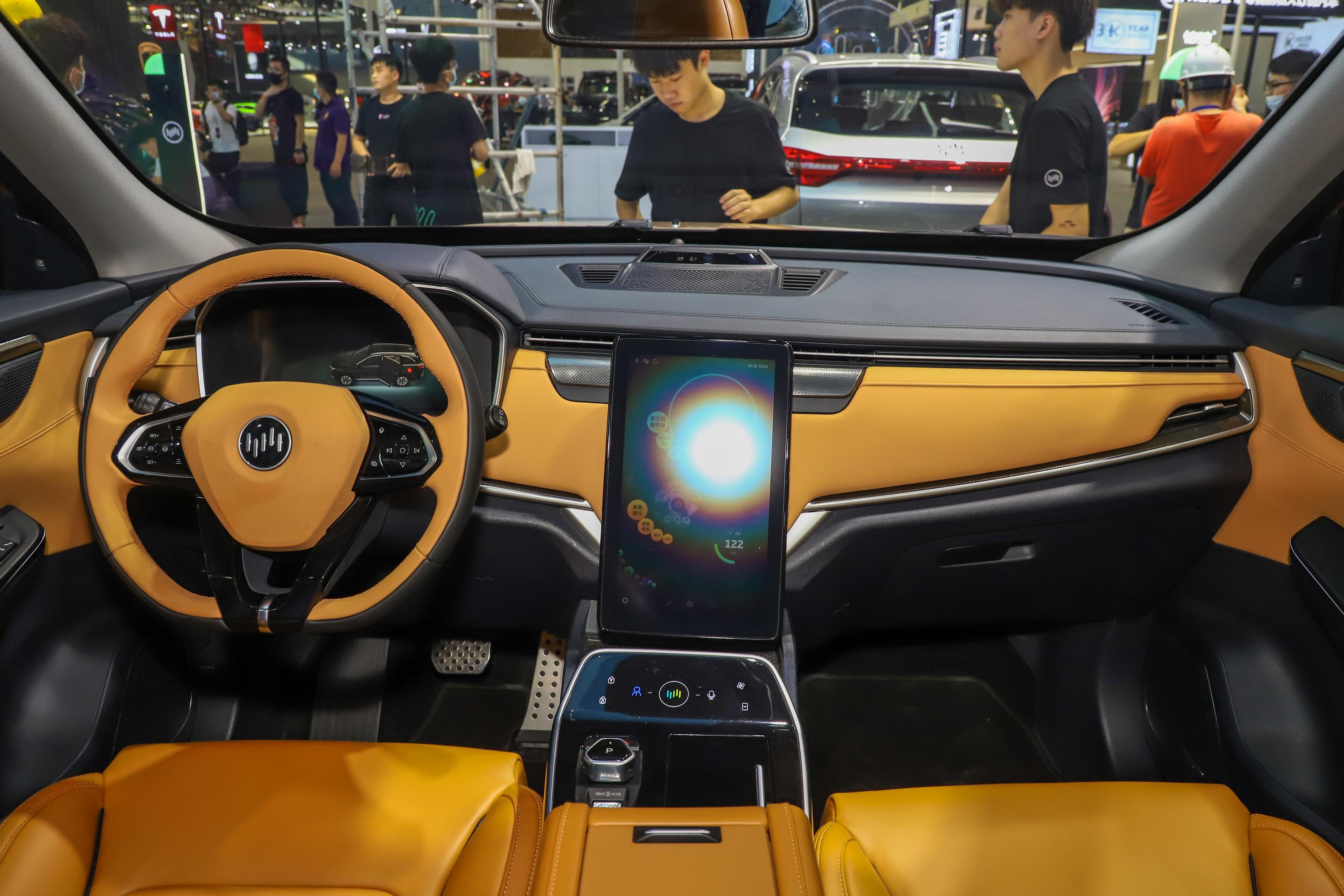 【2021款 威马ex6 plus 星辉版汽车报价_图片_参数配置】-易车_苏州