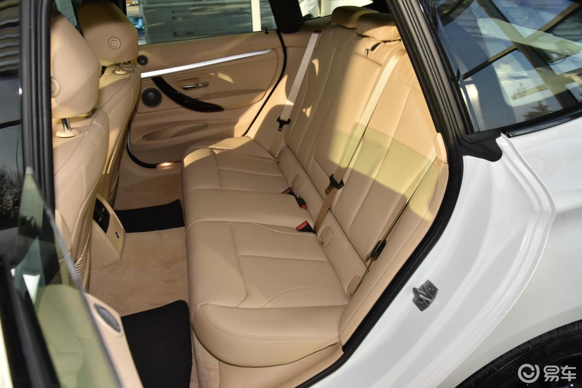 【宝马3系gt2020款320i m运动曜夜版后排座椅汽车图片-汽车图片大全】