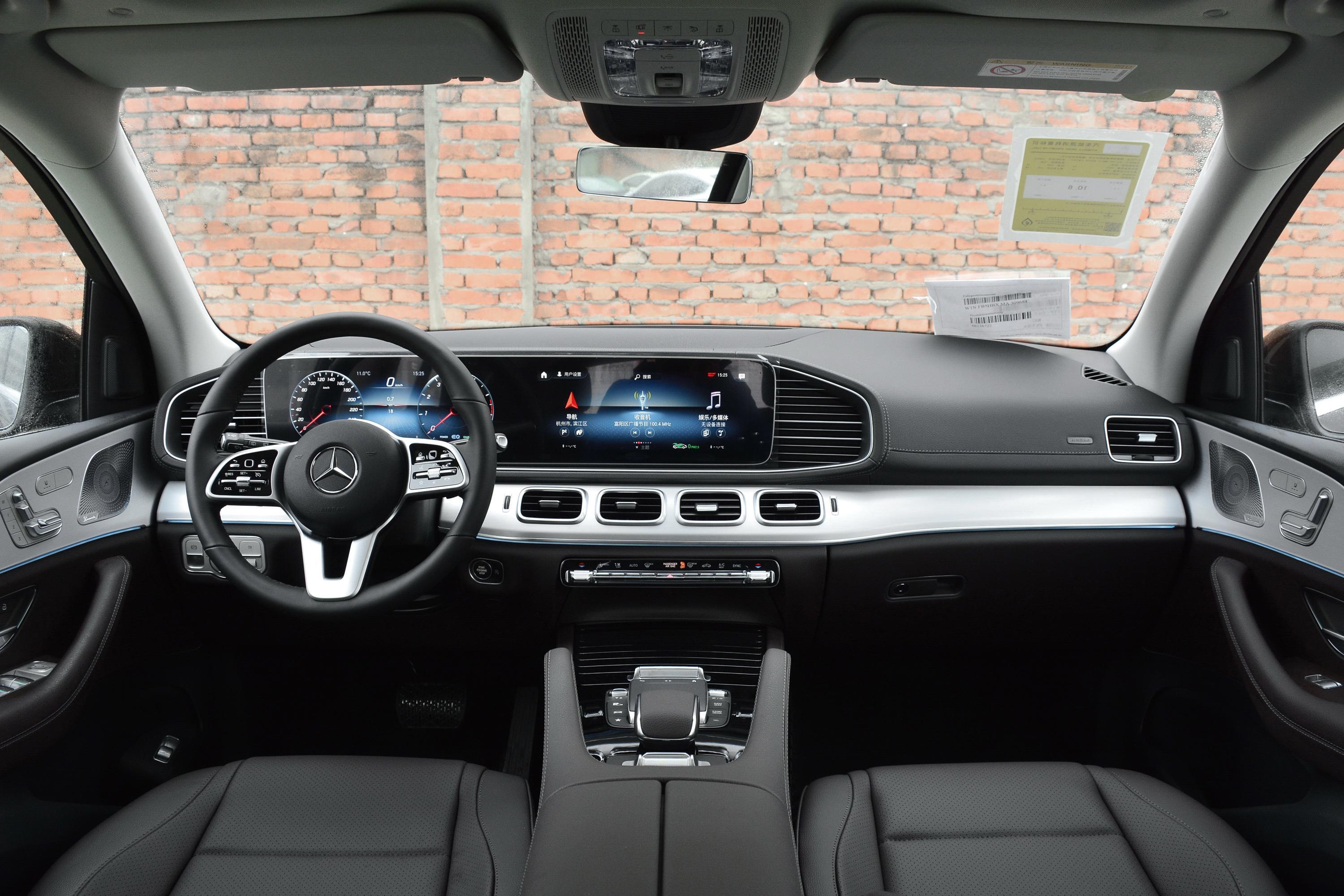 2021款 奔驰gle gle 450 4matic 时尚型内饰
