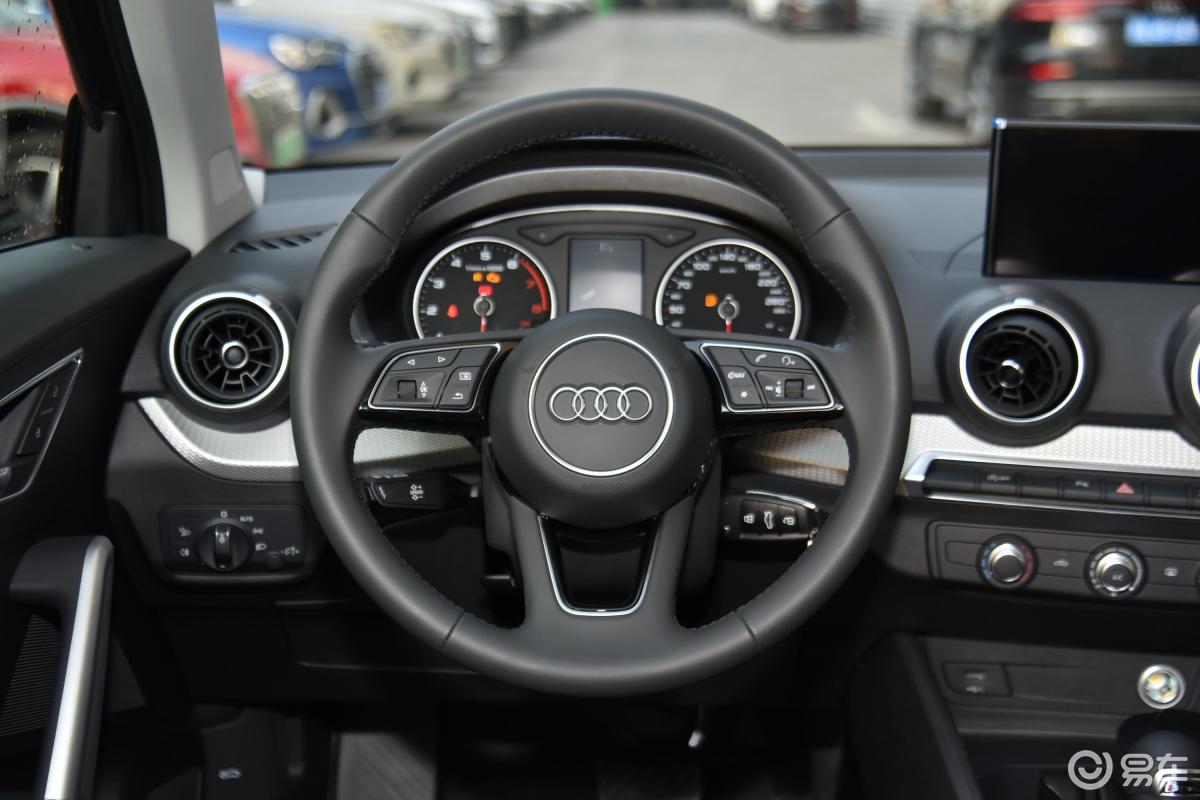 【奥迪q2l2021款35 tfsi 进取动感型方向盘汽车图片-汽车图片大全】