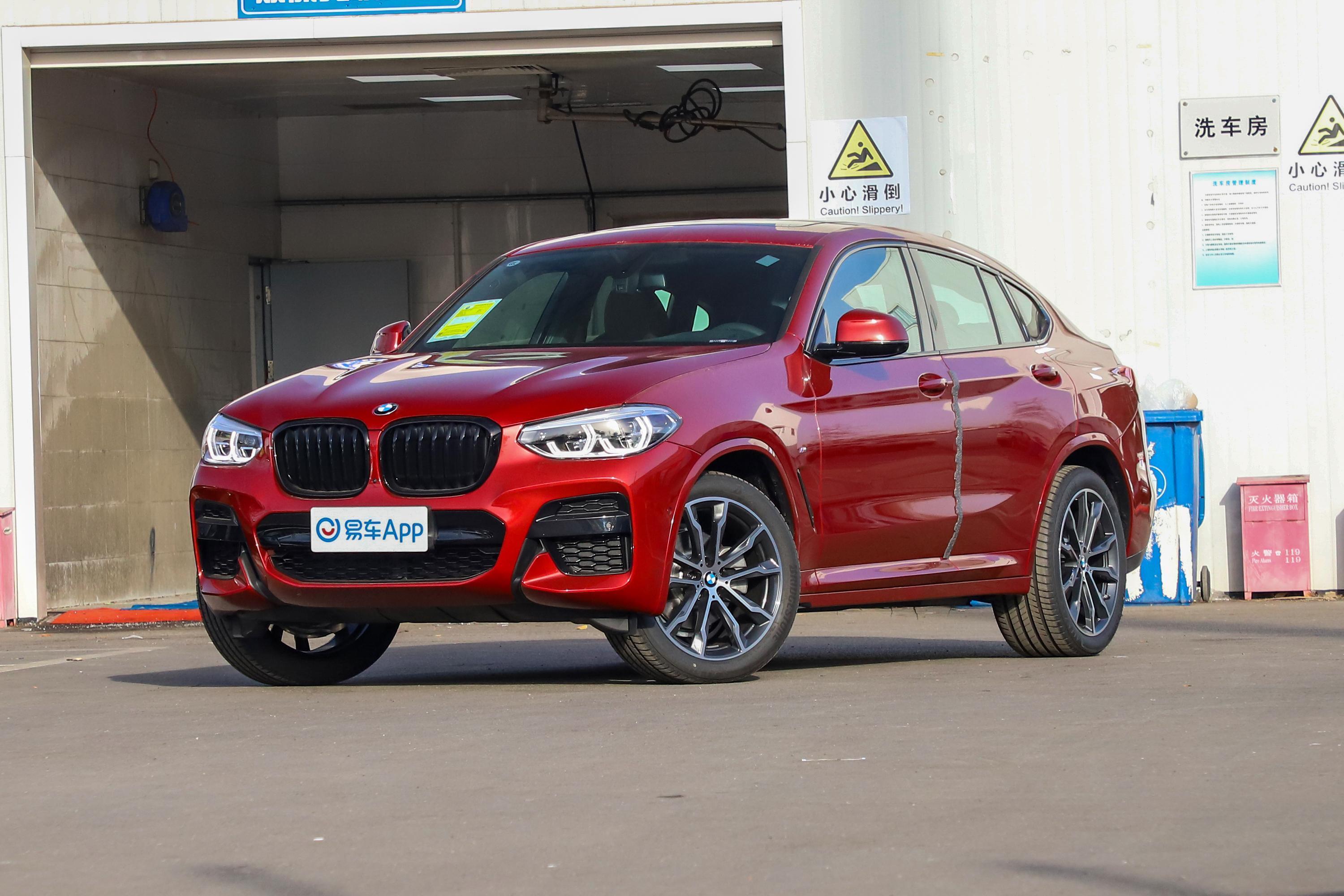 2021款宝马x4xdrive25im运动曜夜套装