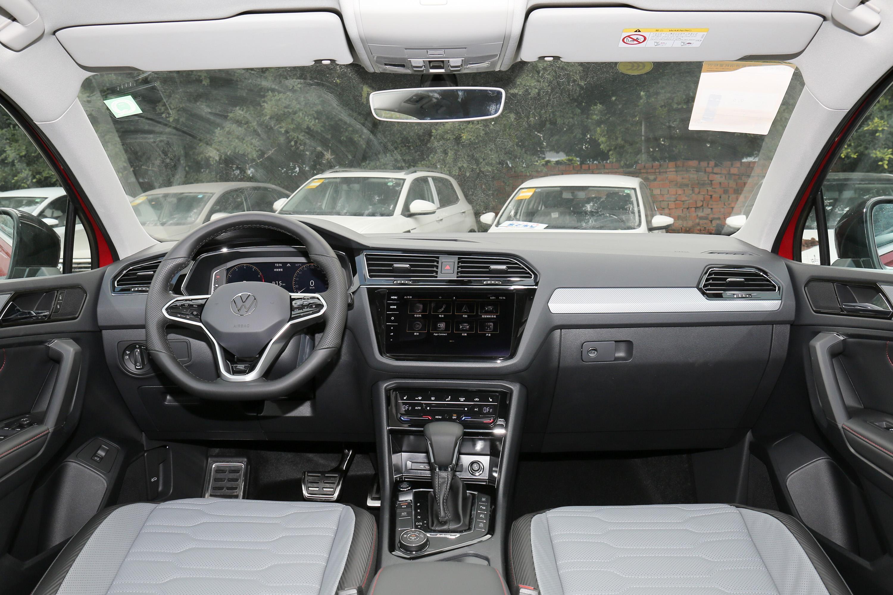 2021款 途观x 380tsi 双离合 四驱 旗舰版内饰