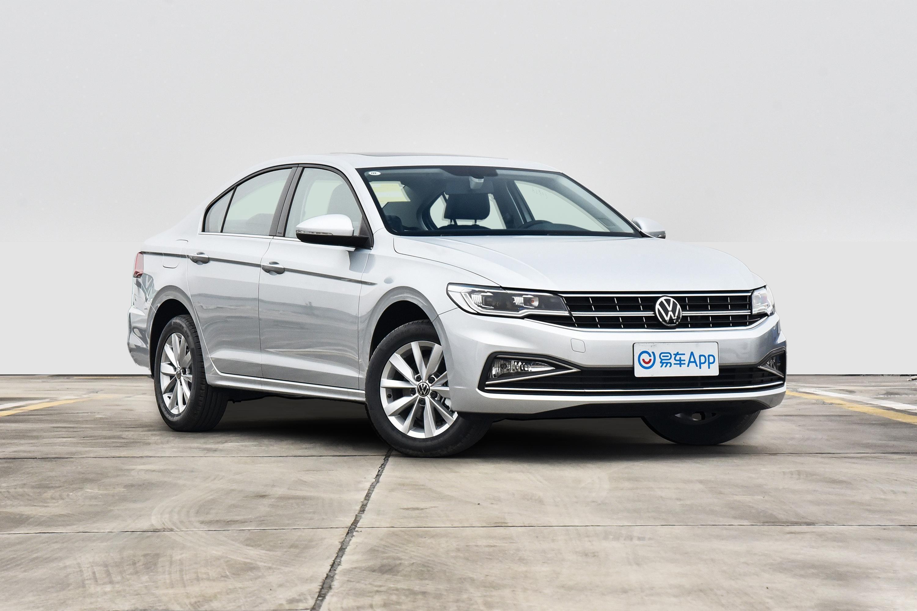 tsi 双离合精英智联版汽车报价_图片_参数配置】-易车_济宁众诚大众