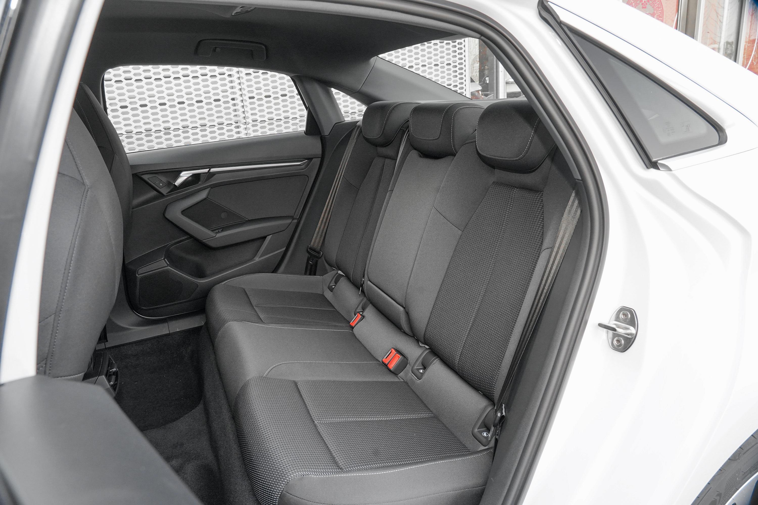 2021款奥迪a3a3llimousine35tfsi进取运动型