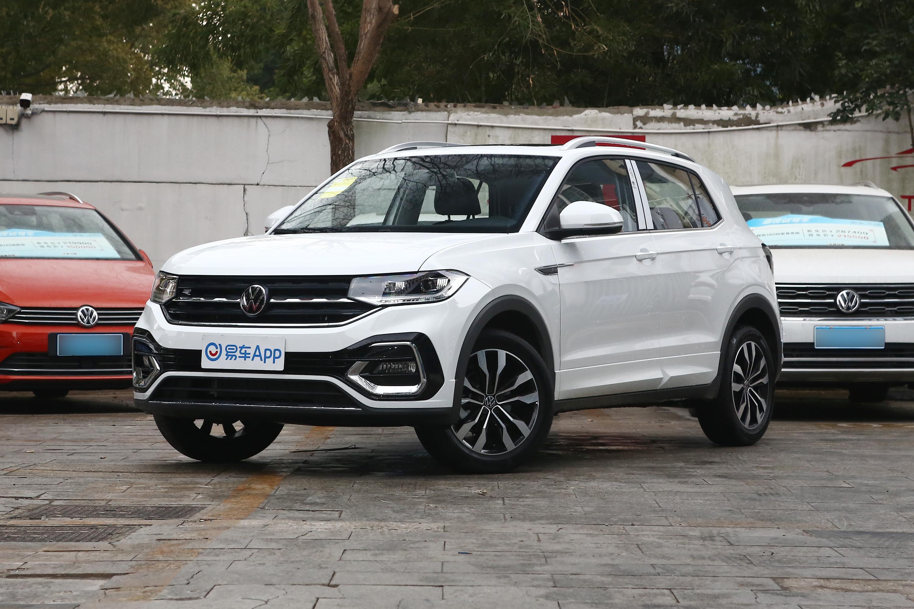 手自一体 r-line智联版汽车报价_图片_参数配置】-易车_保山联通大众