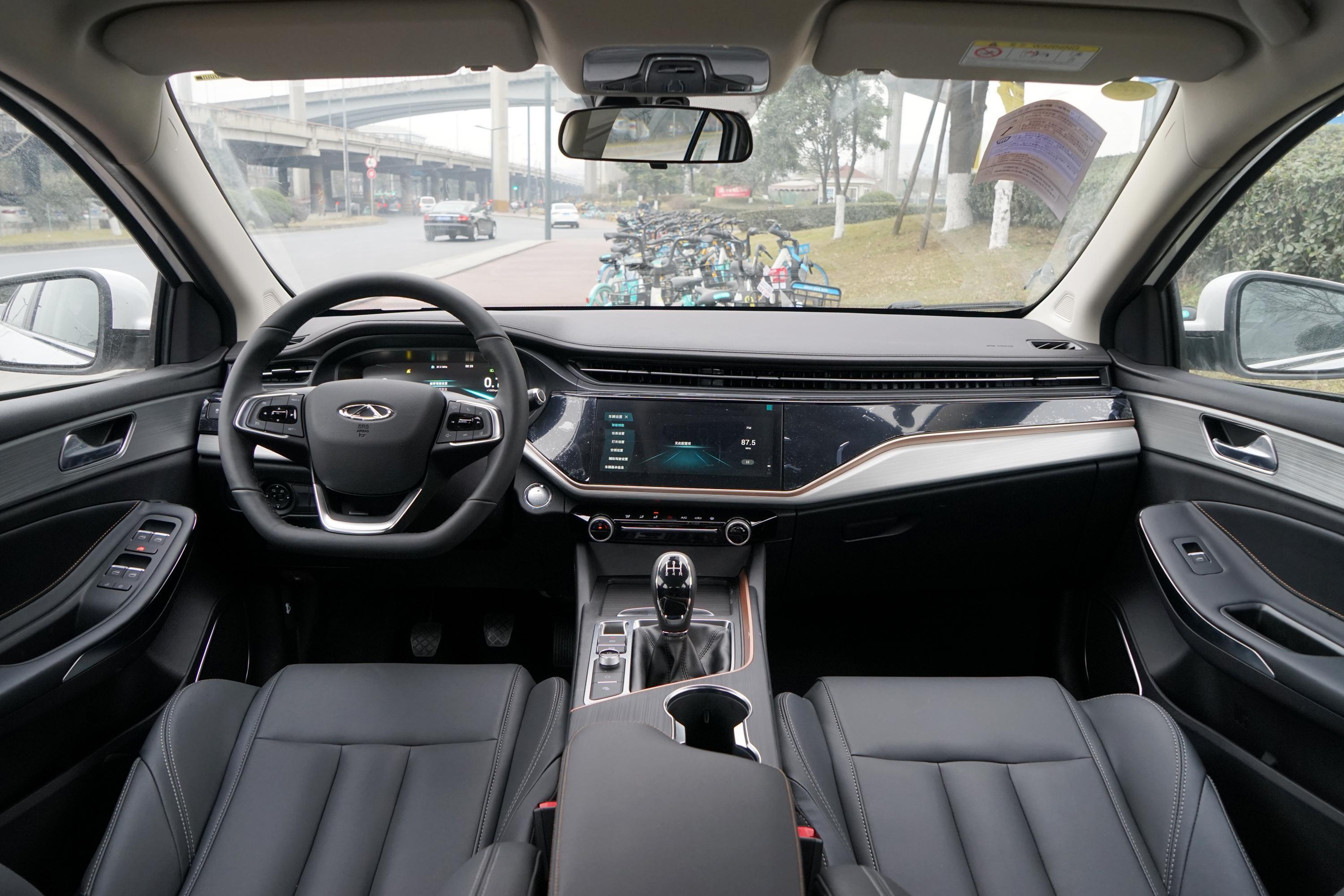 2021款 艾瑞泽5 plus 小ai 1.5t 手动 型plus内饰