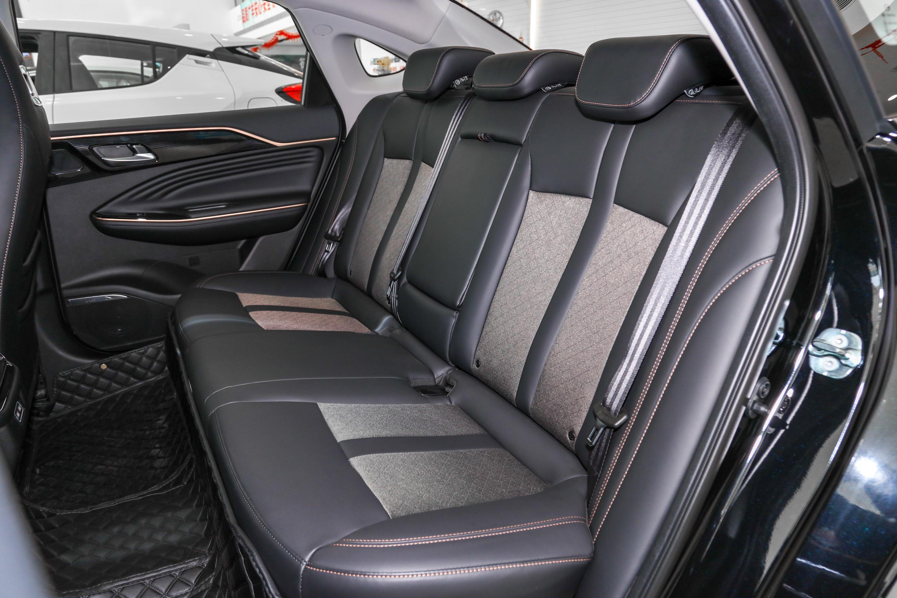 2021款广汽丰田ia5领先版