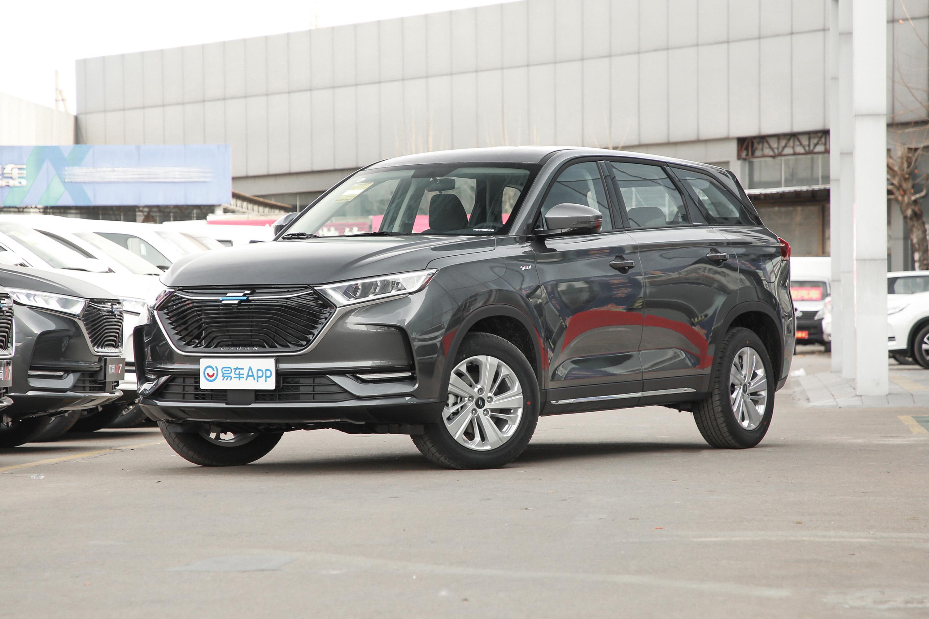 2021款长安欧尚x715t手动精英型