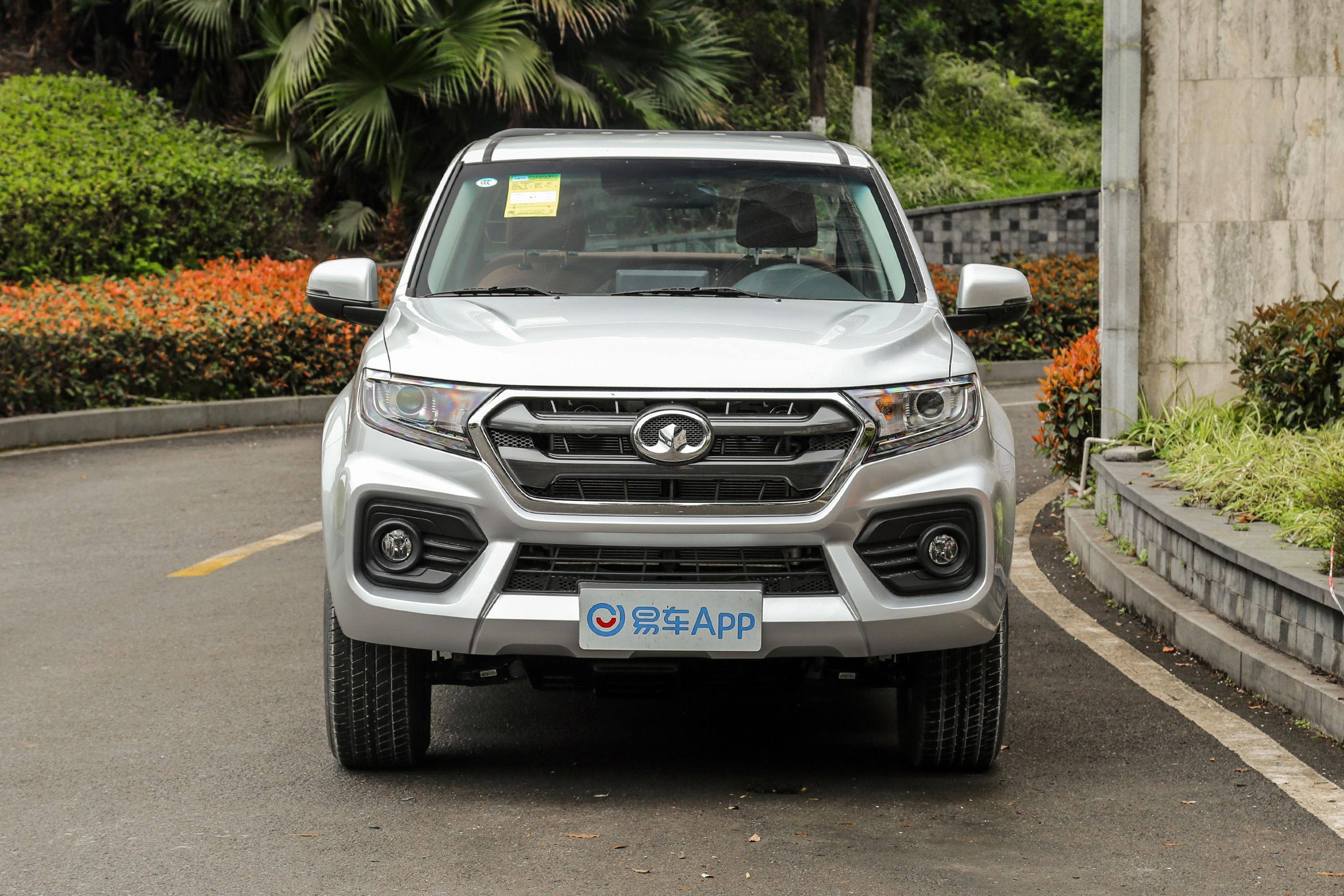 2021款风骏720t手动两驱小双精英型汽油国vi