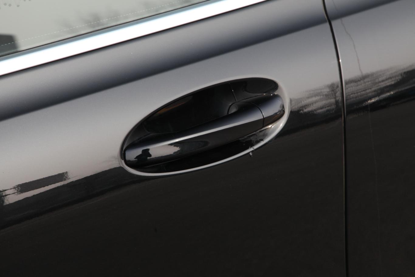 奔驰glbglb 180 动感型驾驶员侧前门把手