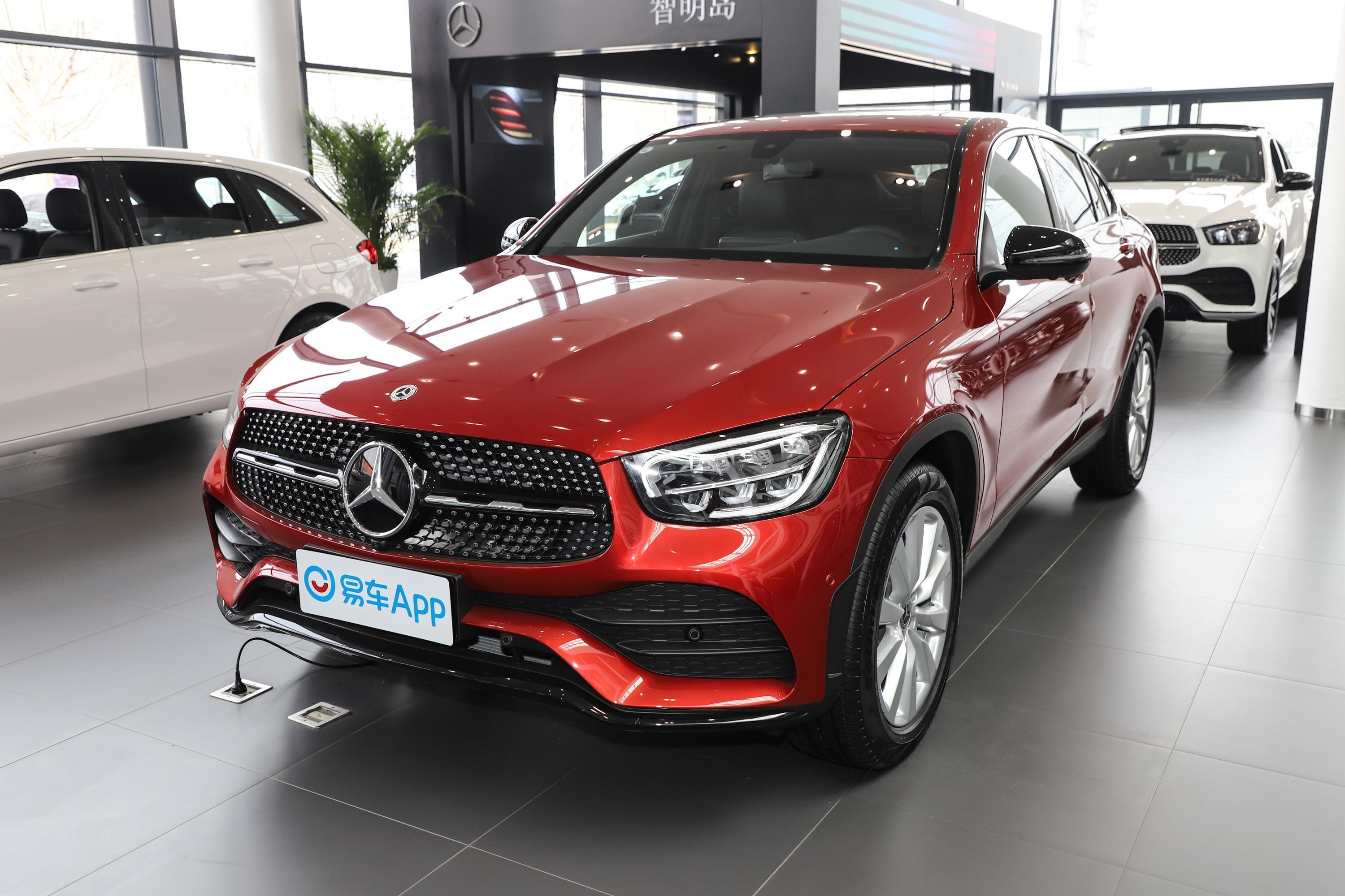 2021款奔驰glc轿跑glc2604matic轿跑suv