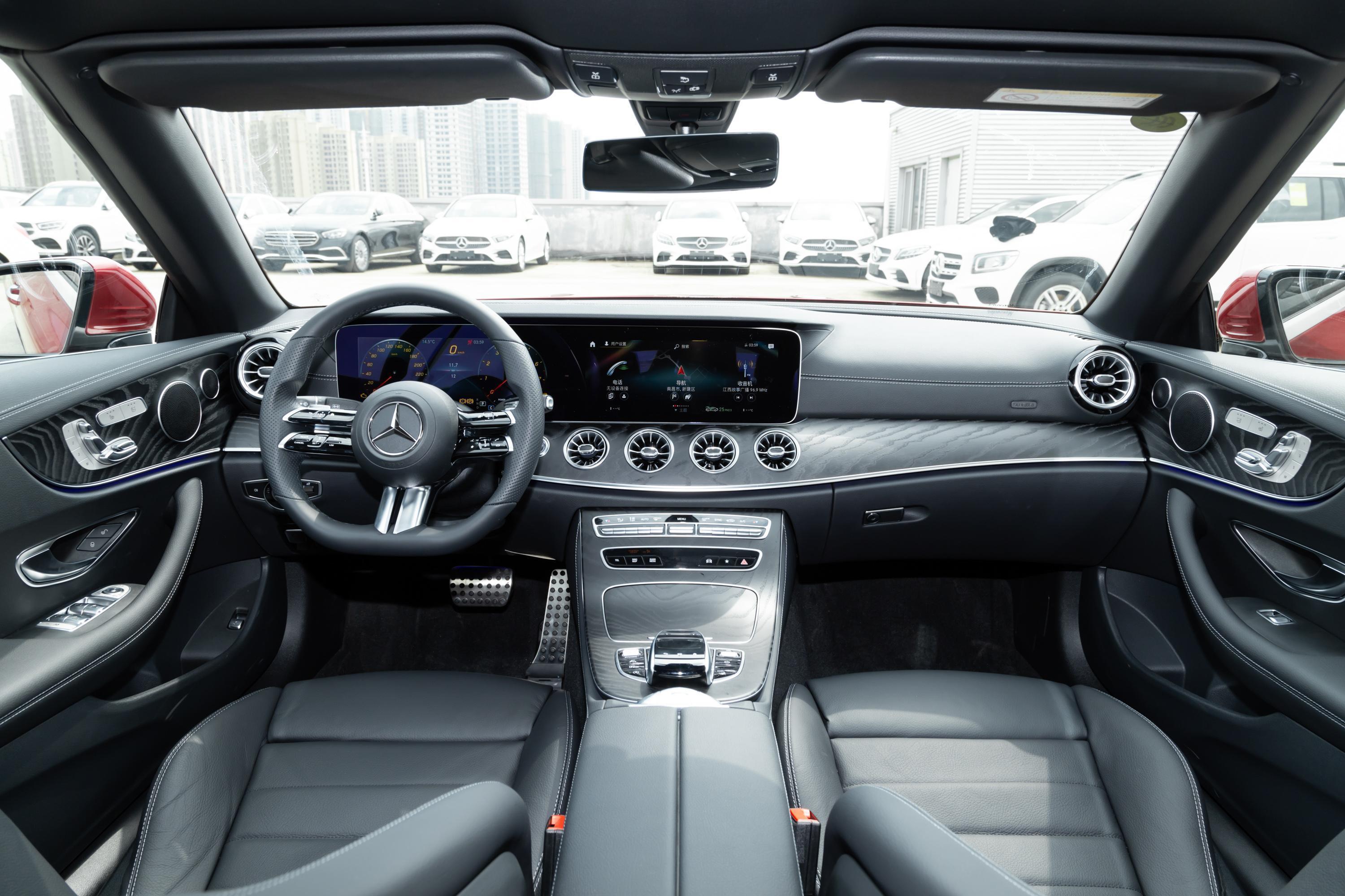 2021款 奔驰e级(进口) e 260 敞篷轿跑车内饰