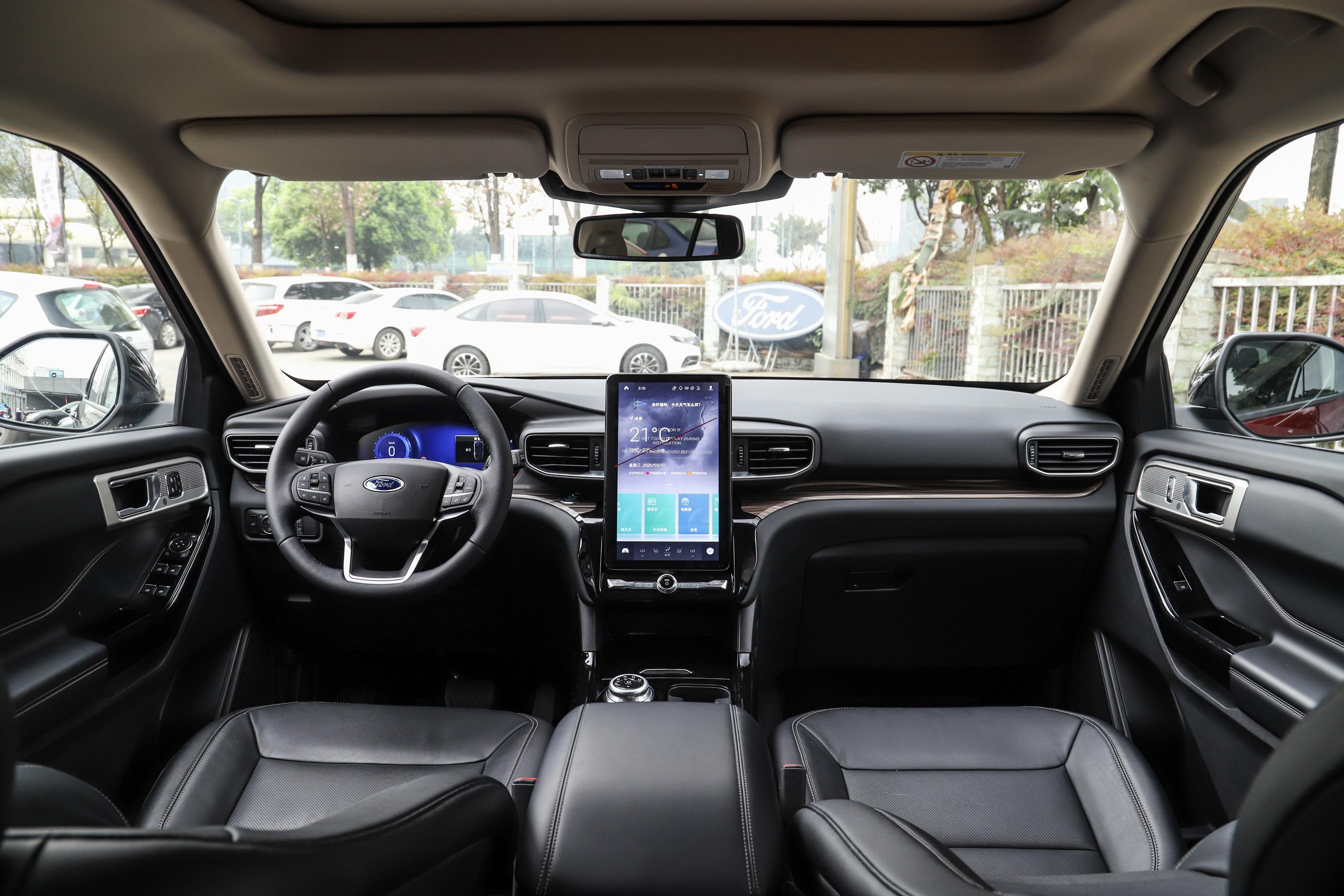 2020款探险者ecoboost285四驱钛金版6座