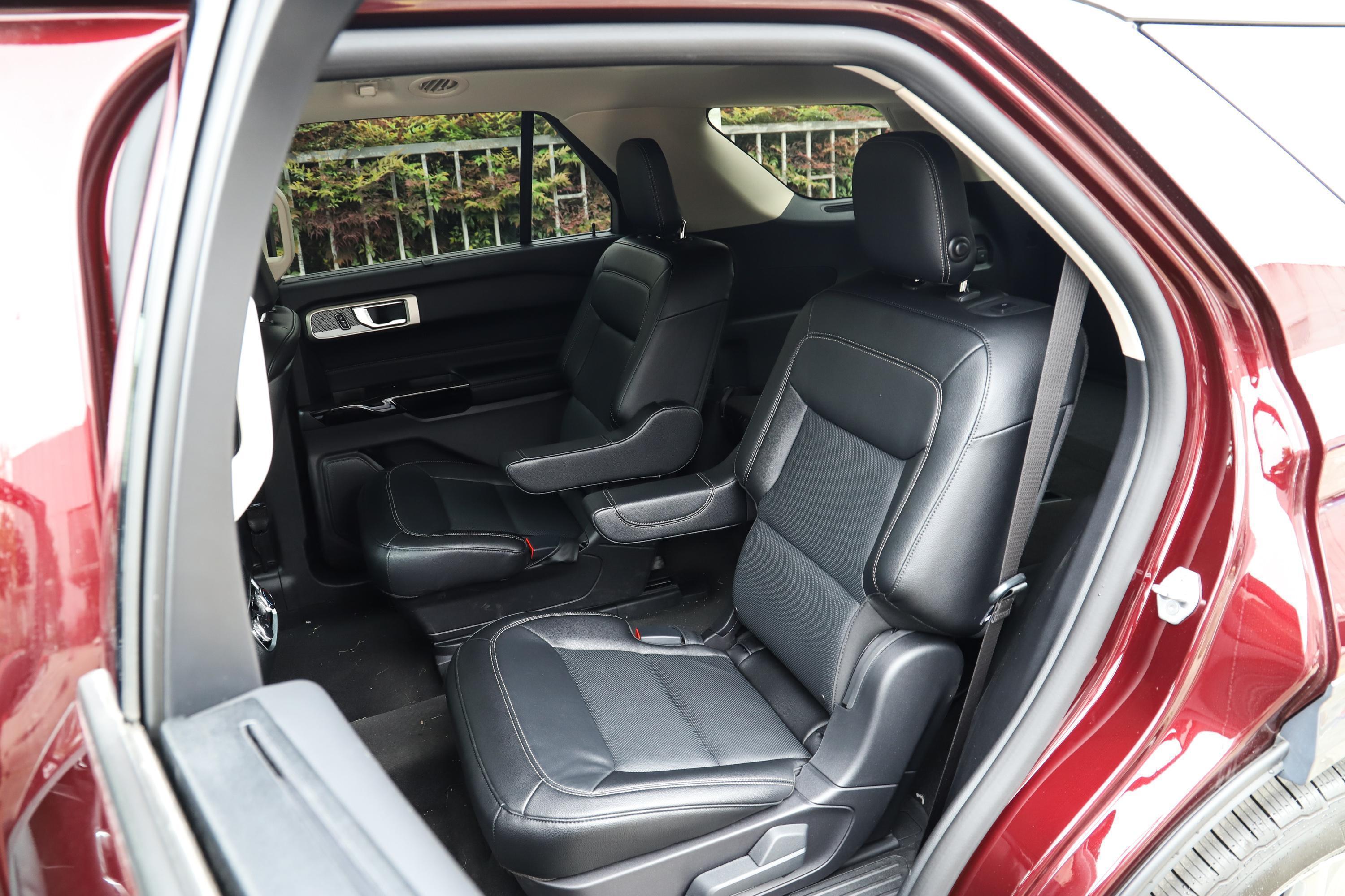 2020款探险者ecoboost285四驱钛金版6座