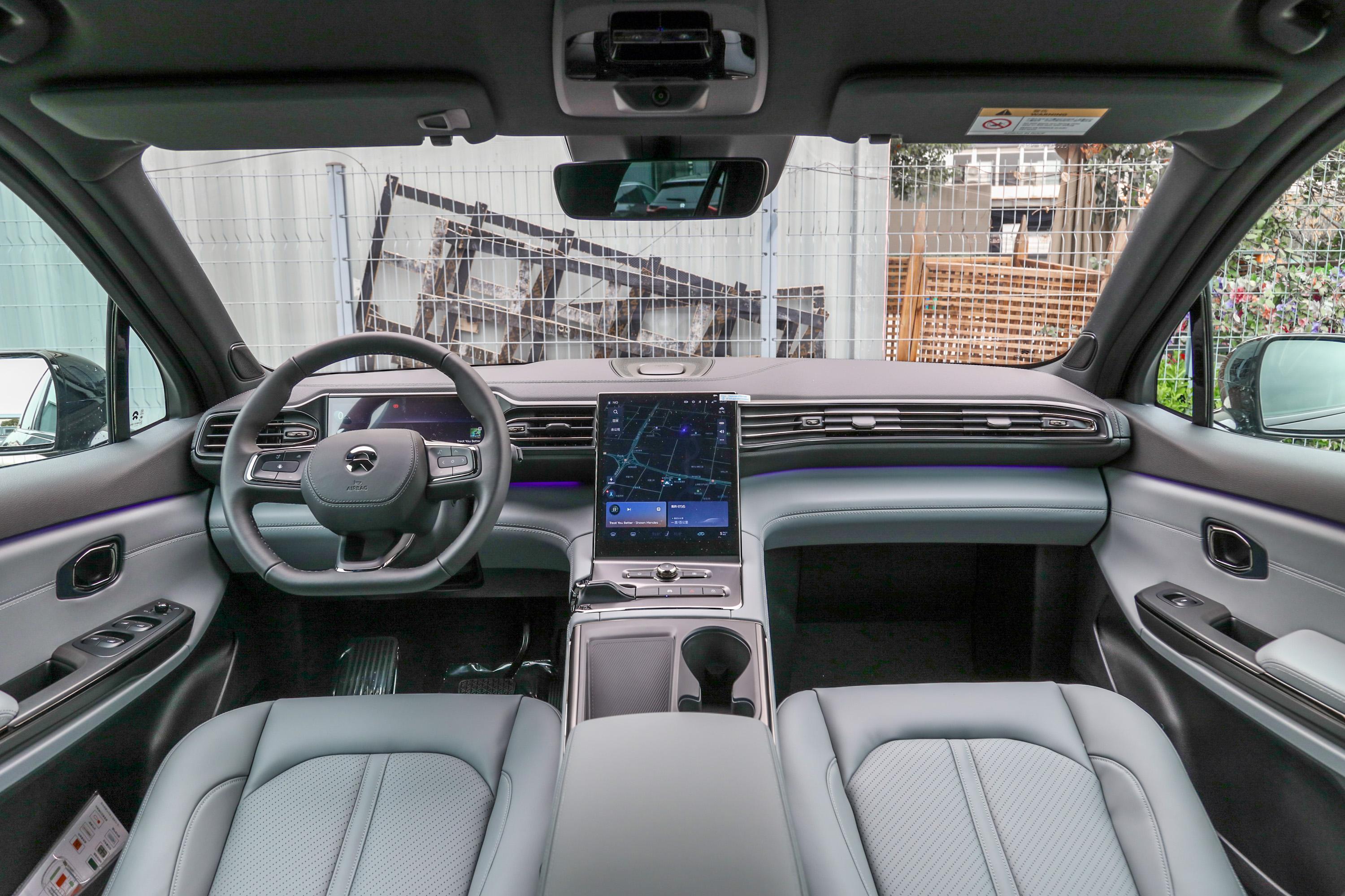 2020款 蔚来es6 600km 运动版内饰