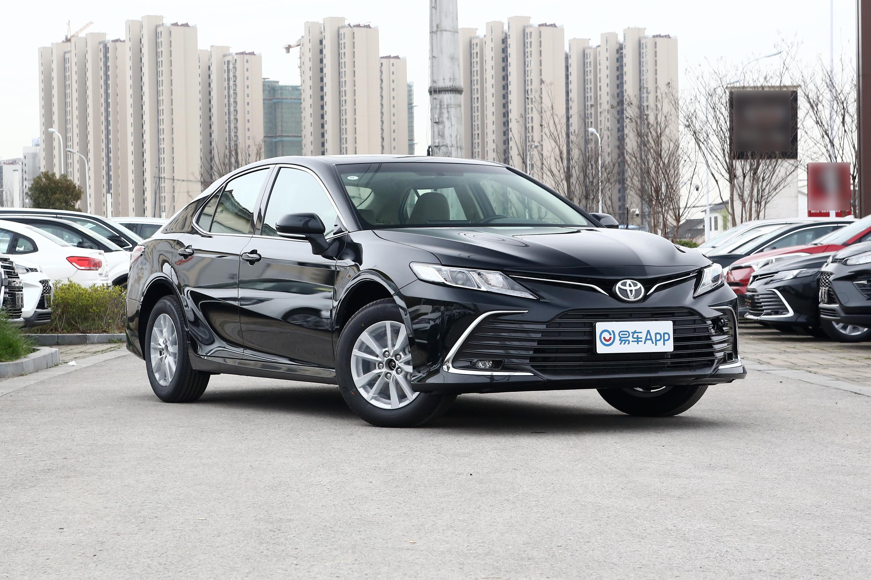 2021款 凯美瑞 2.0e 精英版外观