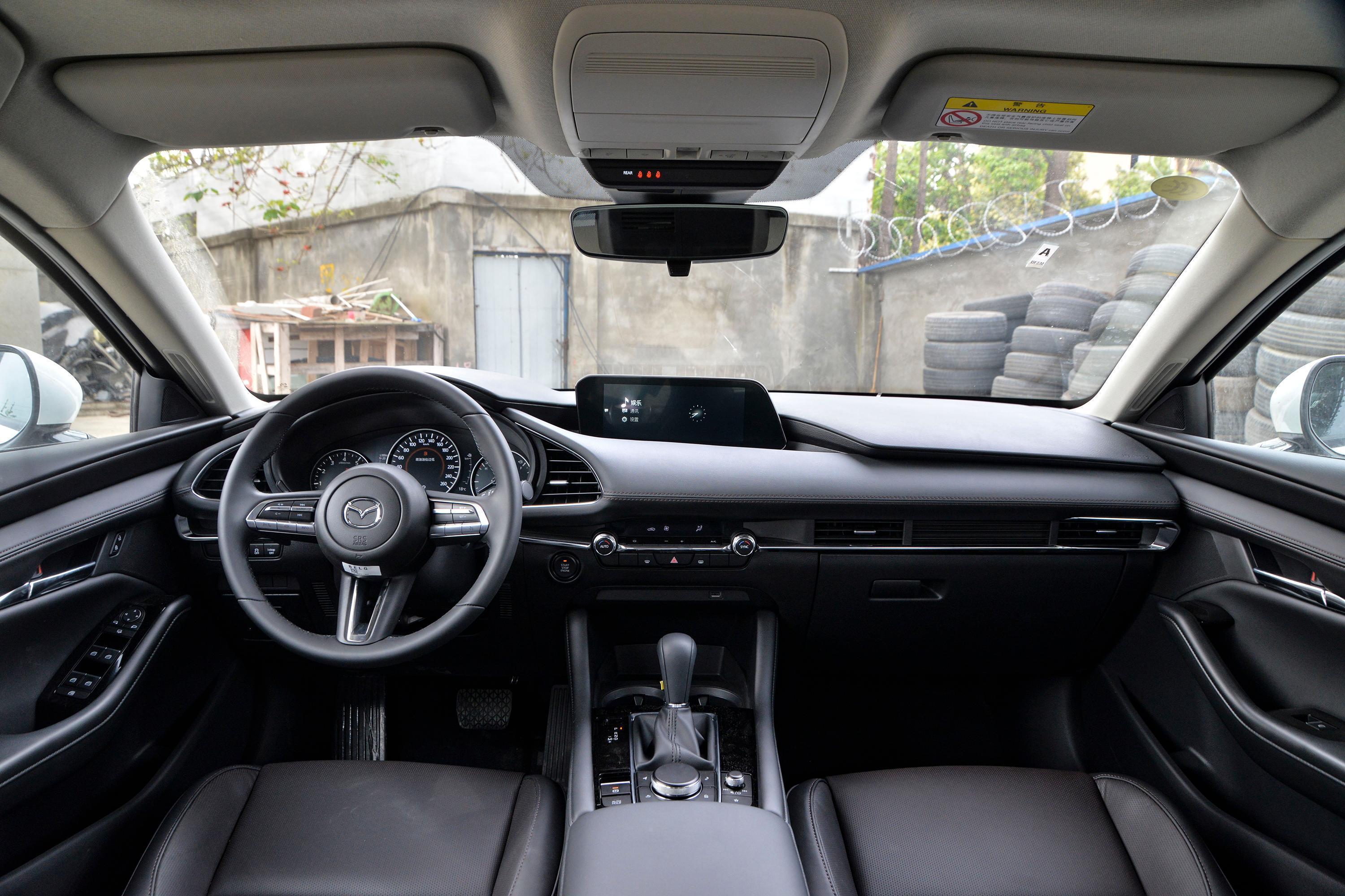 2021款 马自达3 昂克赛拉 2.0l 手自一体 质雅版内饰