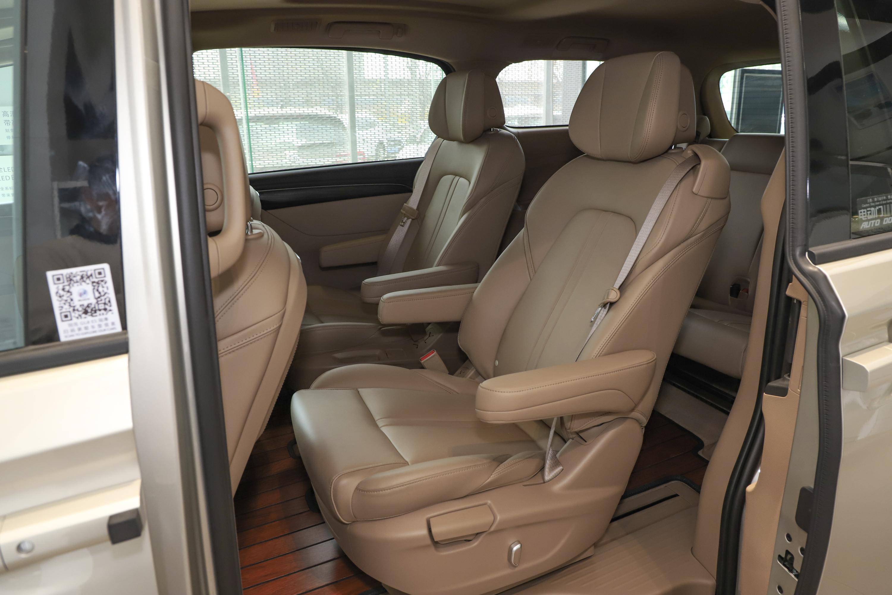 2021款别克gl8es陆尊653t尊享型