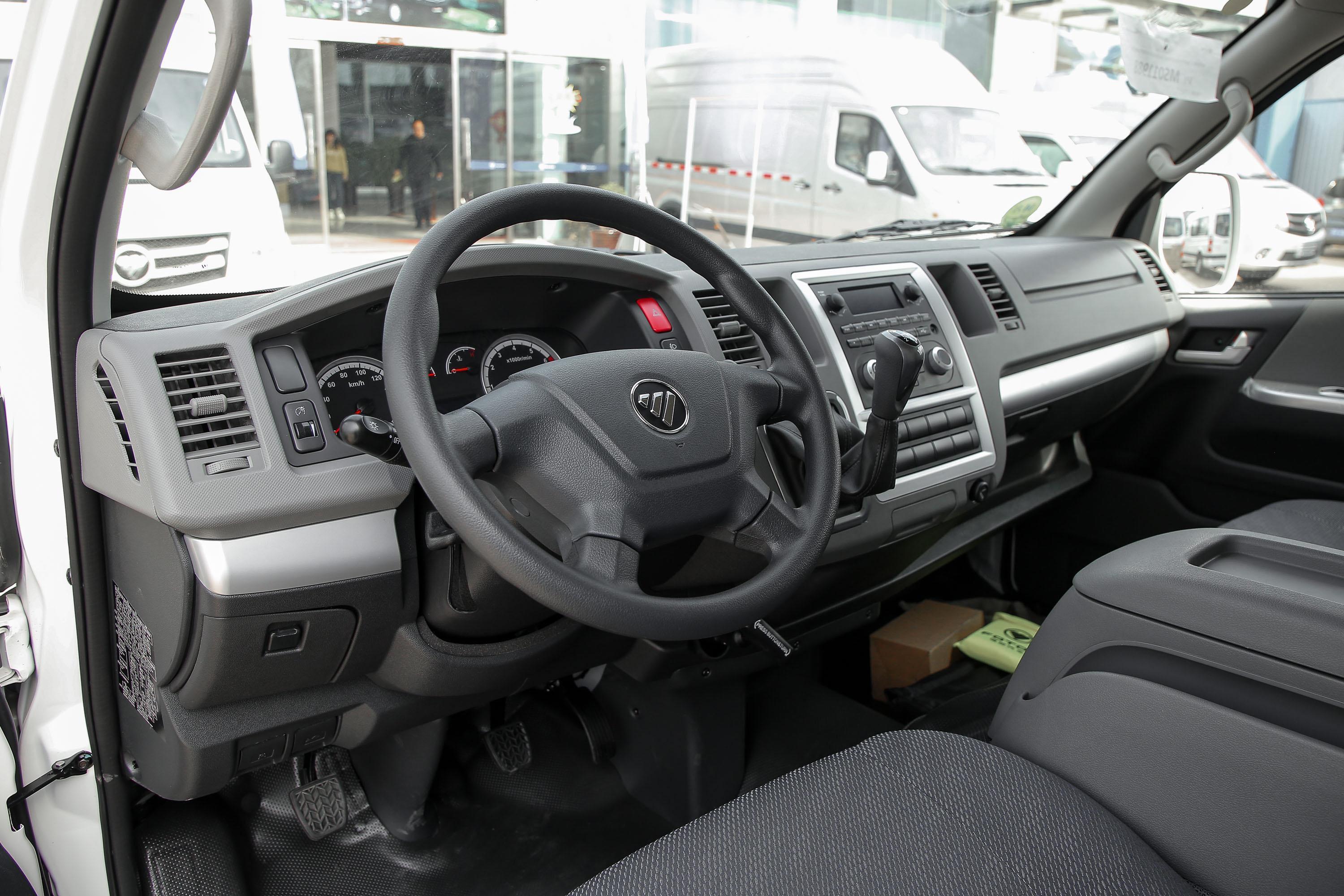 2021款风景g9厢货24l手动长轴高顶商运版2座汽油国vi