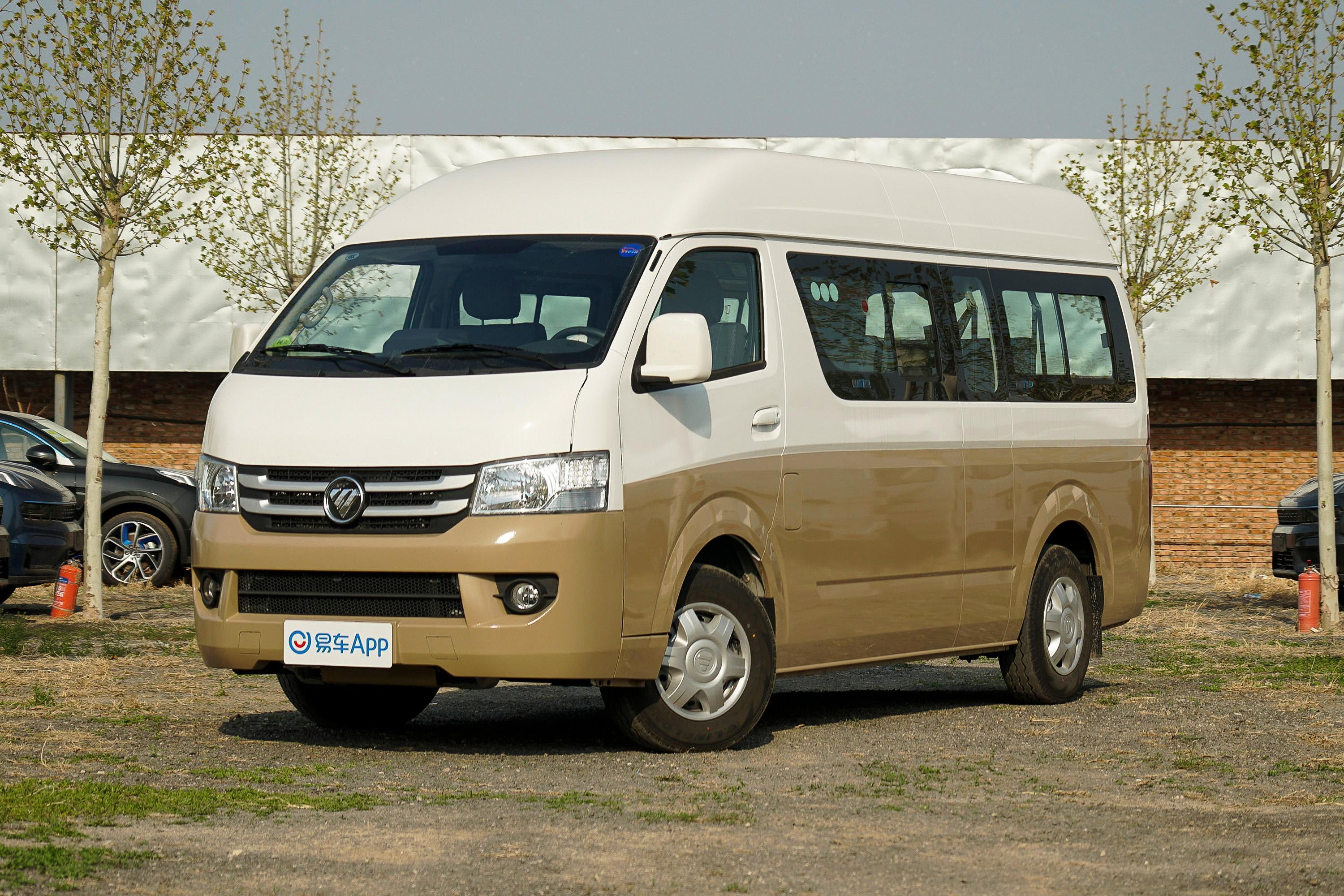 2021款风景g7营运客车高顶24l手动长轴商旅版10座汽油国vi