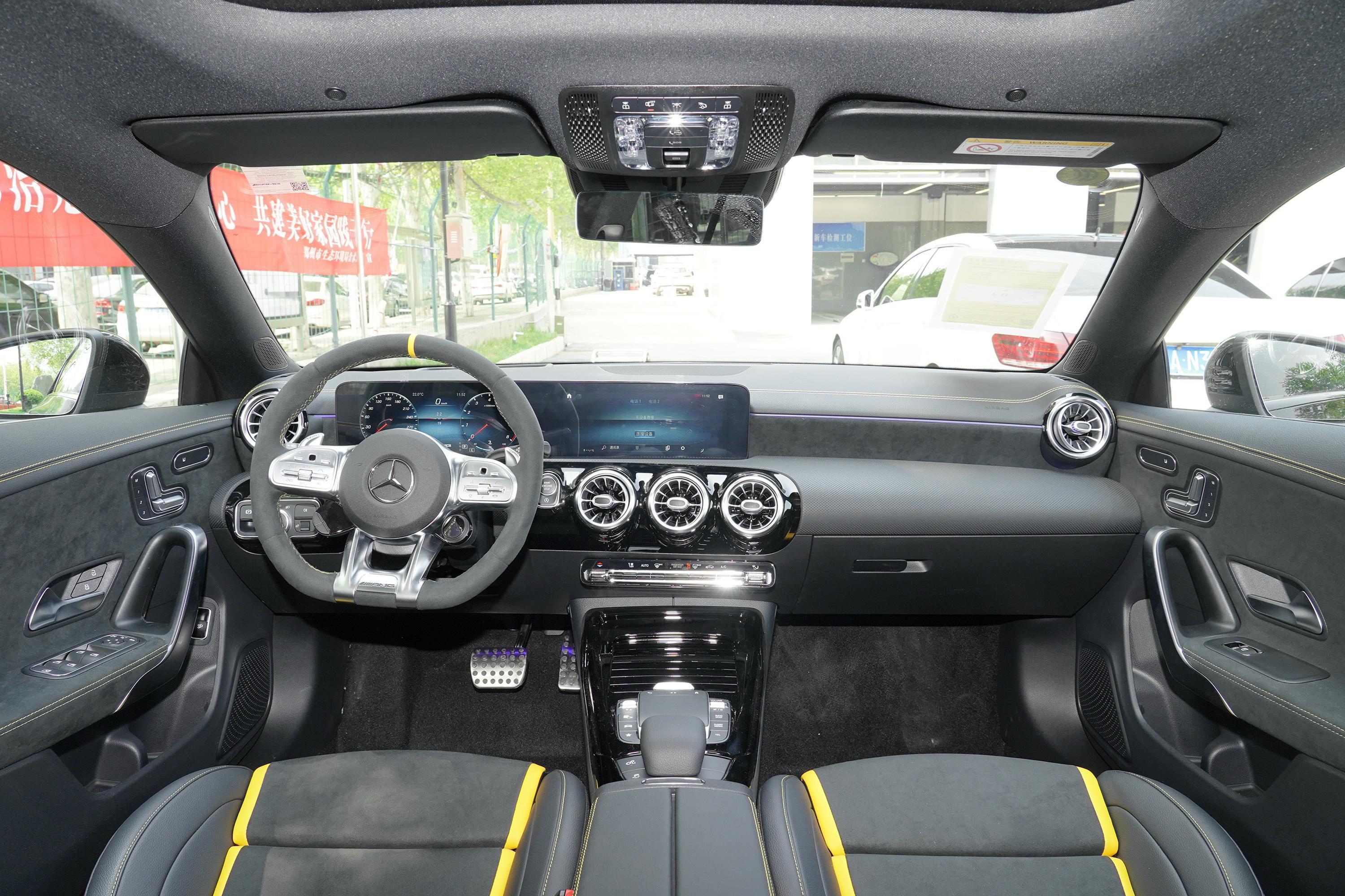 2021款 奔驰cla级 amg amg cla 45 s 4matic 内饰