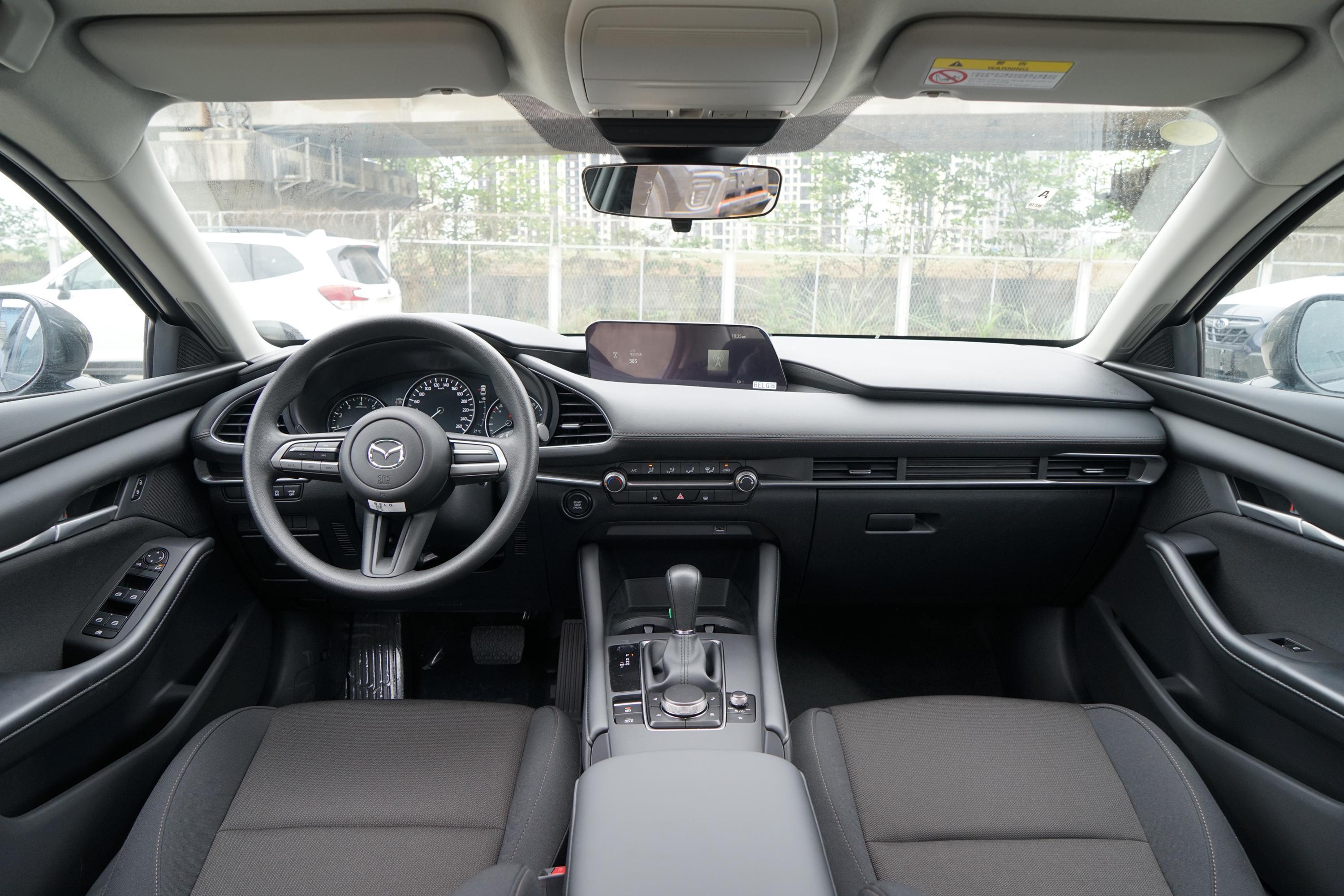 2021款马自达3昂克赛拉15l自动质悦版