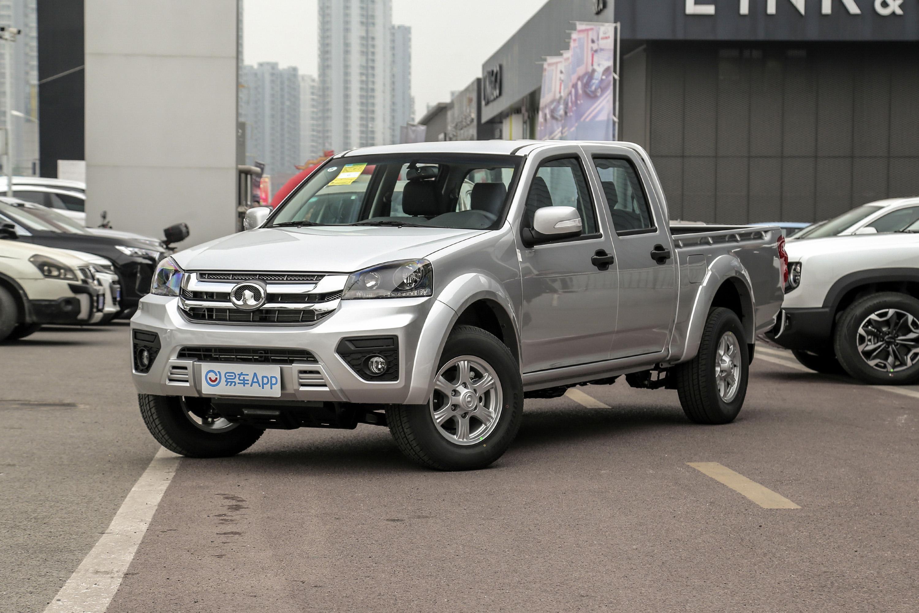 2021款风骏520t手动两驱长货箱精英型柴油