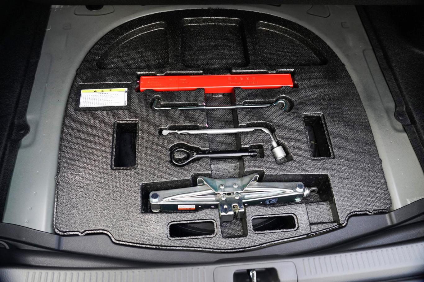 5q 旗舰版随车工具图片-汽车图片大全】-易车