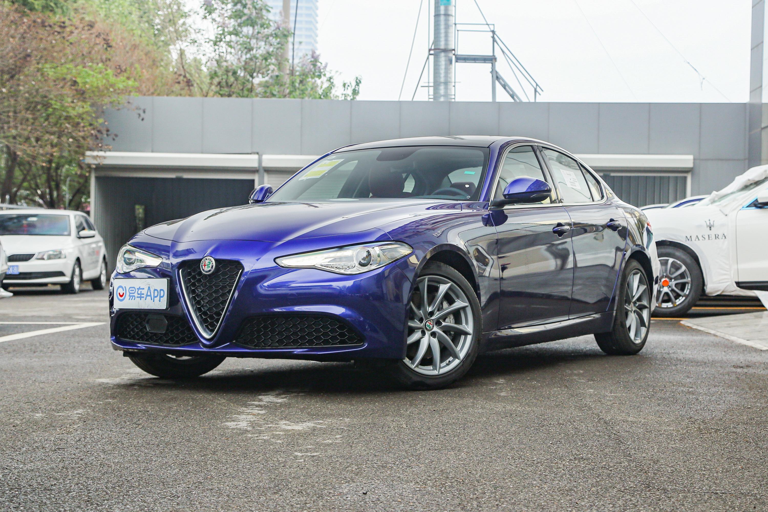 2020款giulia29t510hp四葉草版