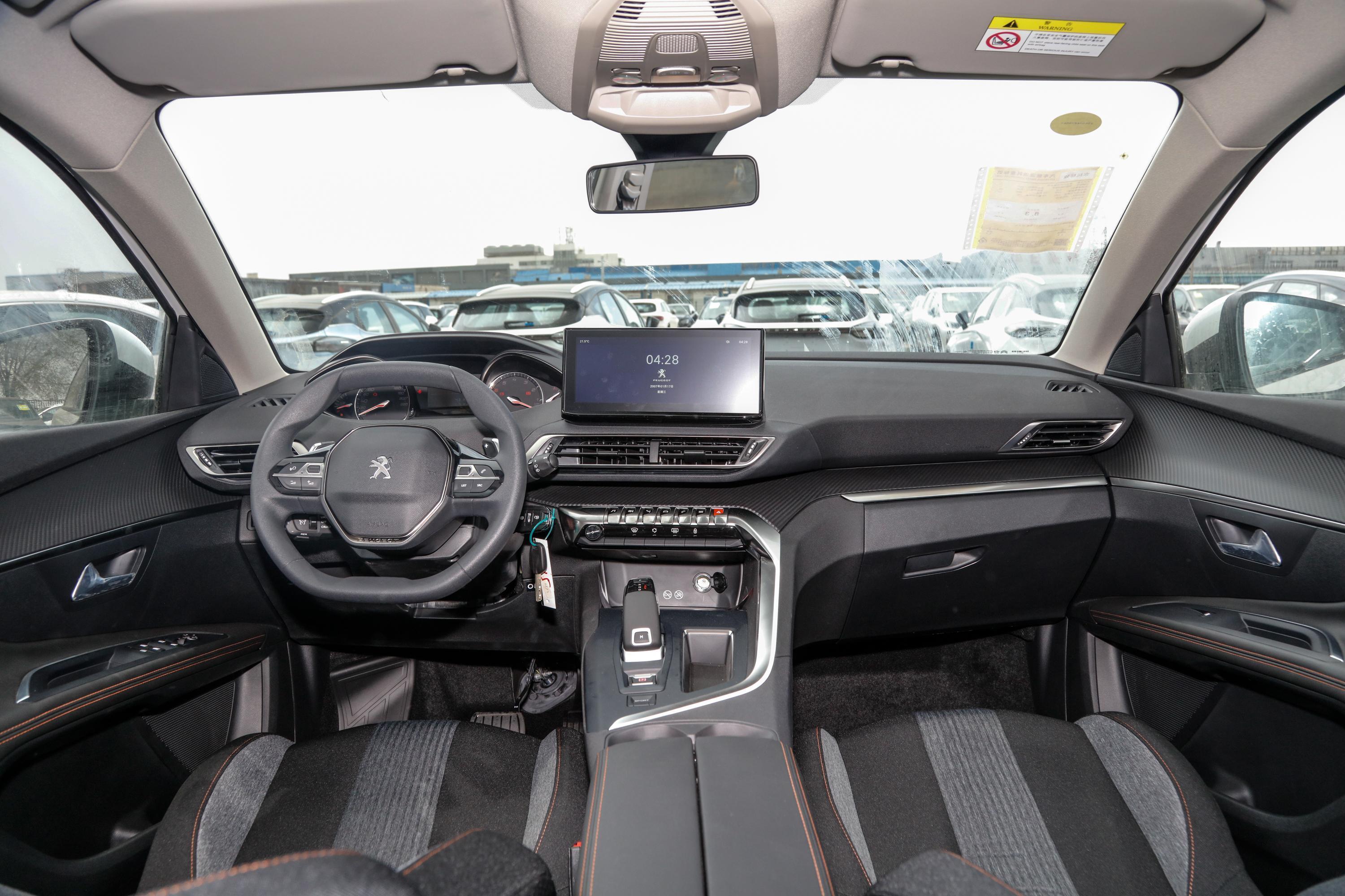 2021款 标致5008 360thp 锋锐版 5座内饰