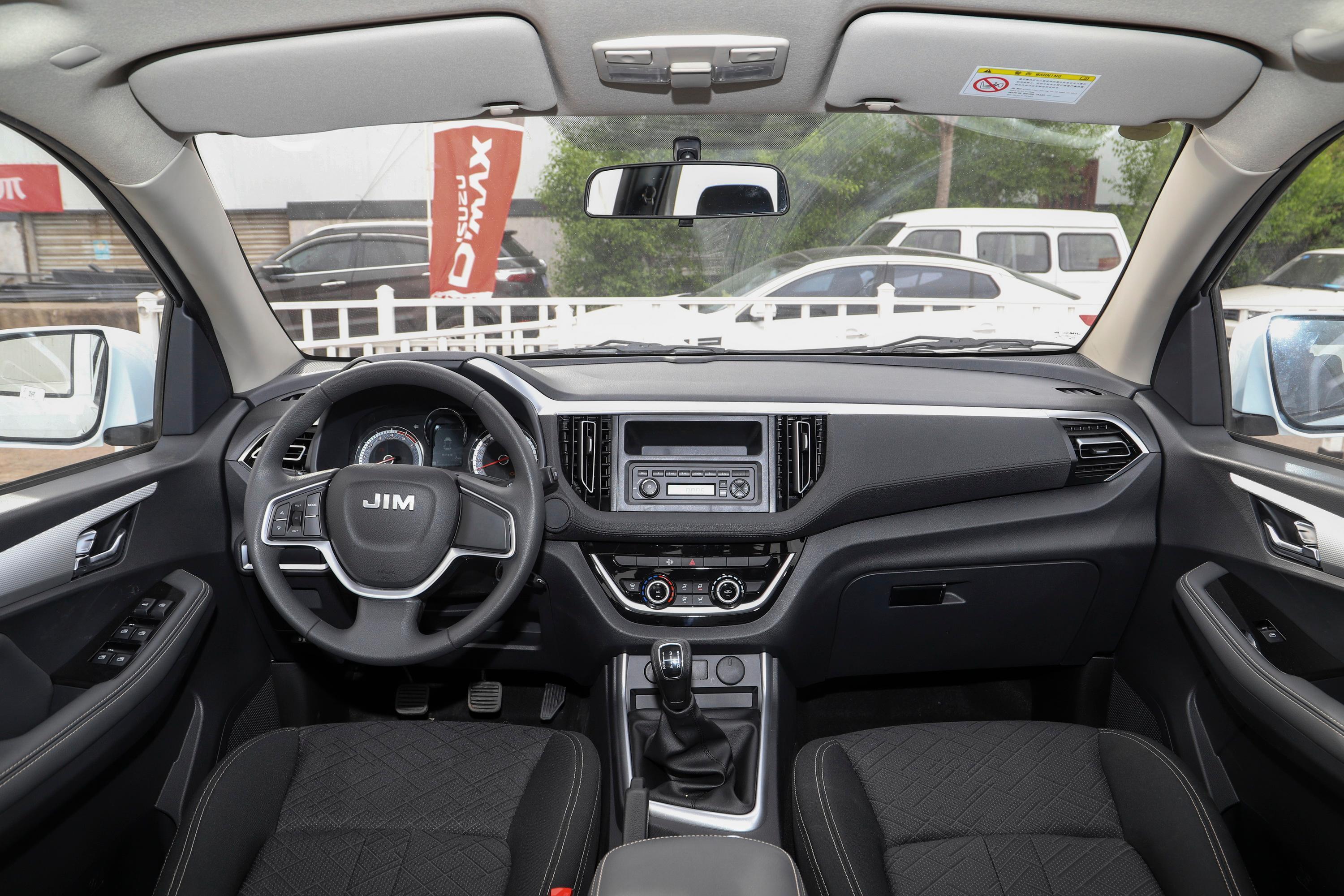2020款 经典瑞迈 2.8t 手动 四驱 标轴舒适版 柴油内饰