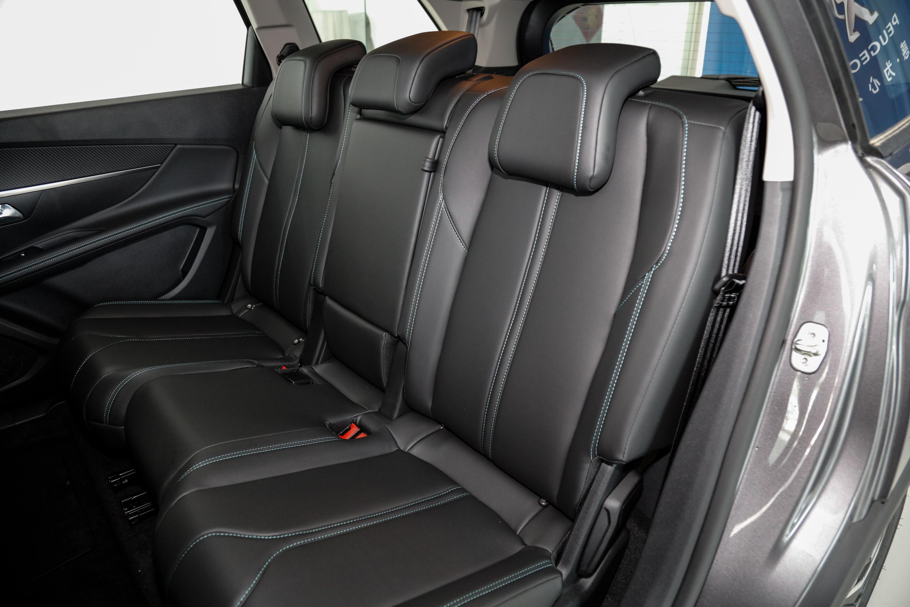 2021款标致5008400thp实力版5座